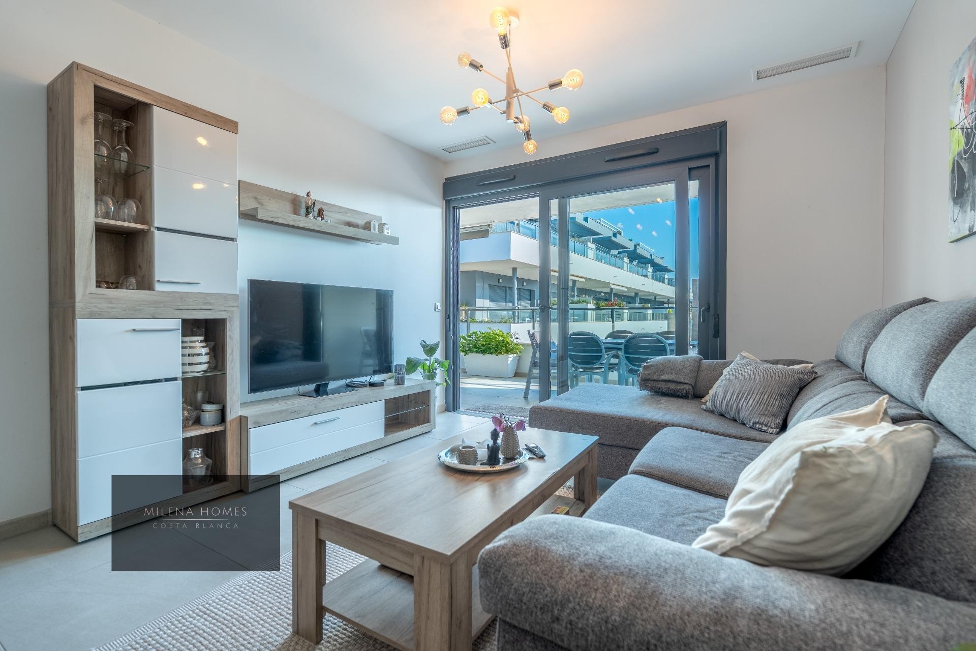 Återförsäljning - Apartment -
Orihuela Costa - La Zenia