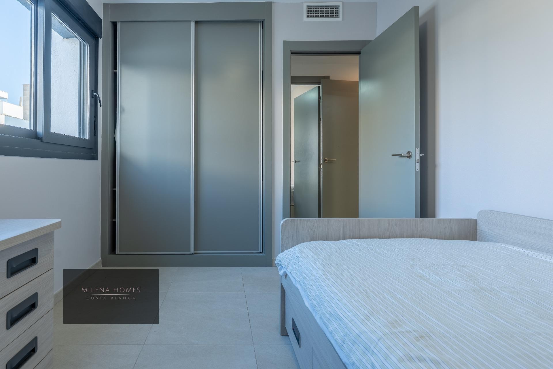 Återförsäljning - Apartment -
Orihuela Costa - La Zenia