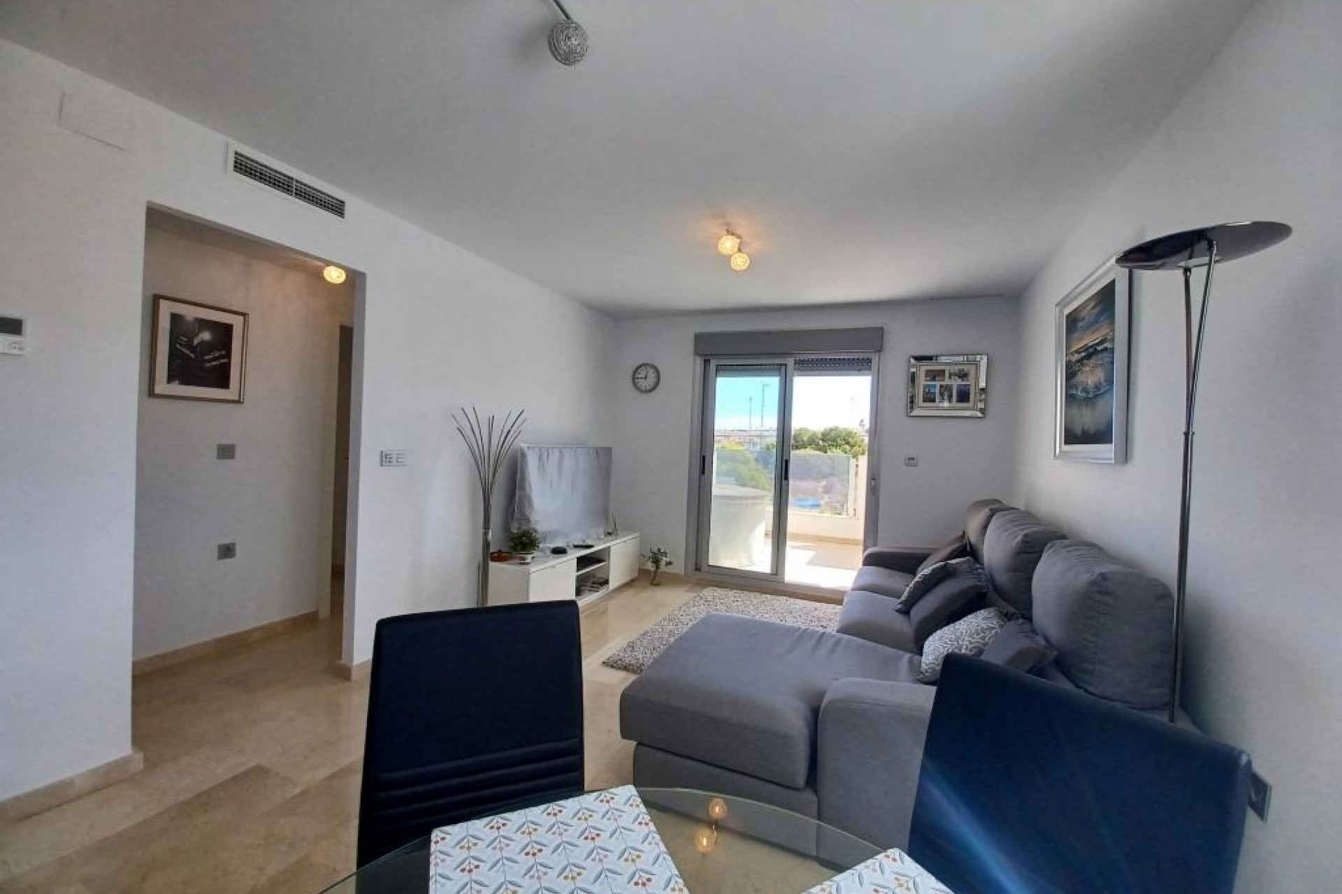 Återförsäljning - Apartment -
Orihuela Costa - Las Filipinas