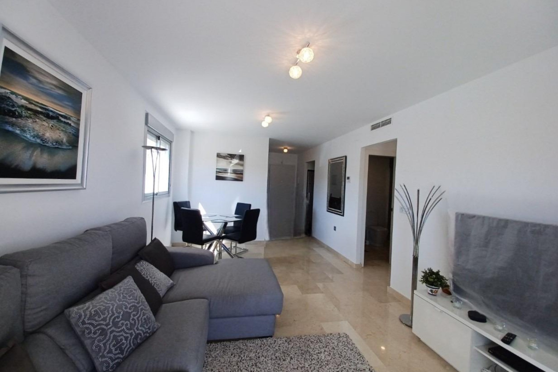 Återförsäljning - Apartment -
Orihuela Costa - Las Filipinas