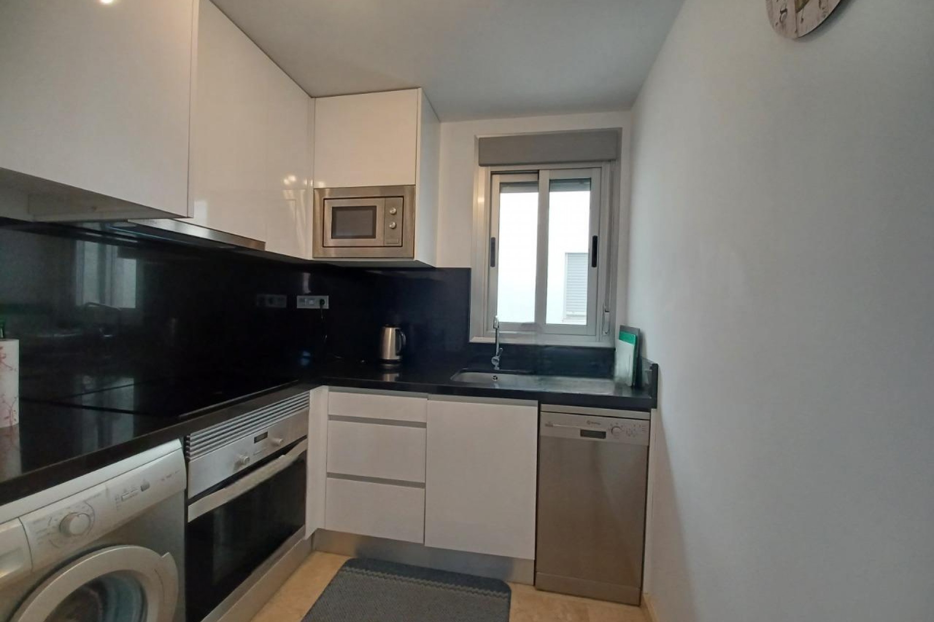 Återförsäljning - Apartment -
Orihuela Costa - Las Filipinas