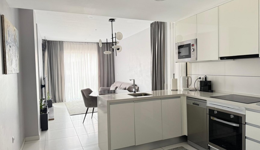 Återförsäljning - Apartment -
Orihuela Costa - Las Filipinas
