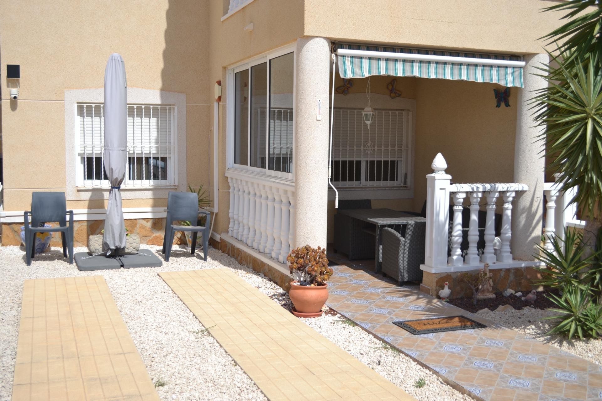 Återförsäljning - Apartment -
Orihuela Costa - Las Filipinas