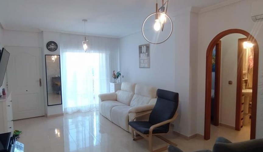 Återförsäljning - Apartment -
Orihuela Costa - LOMAS CABO ROIG