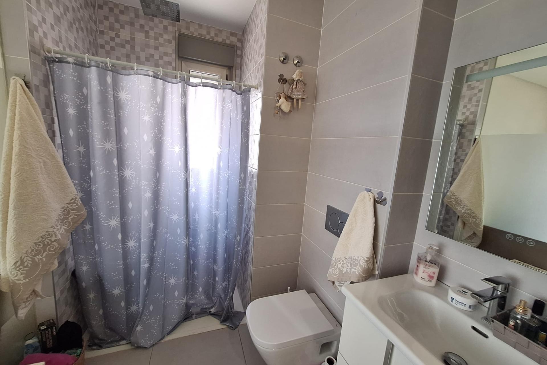 Återförsäljning - Apartment -
Orihuela Costa - Los Dolses