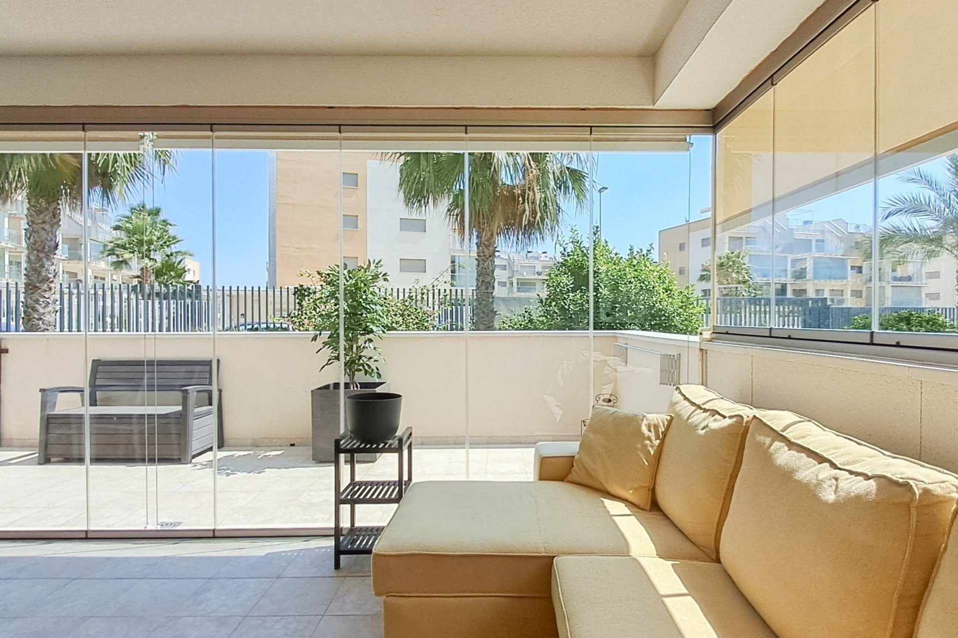 Återförsäljning - Apartment -
Orihuela Costa - Los Dolses