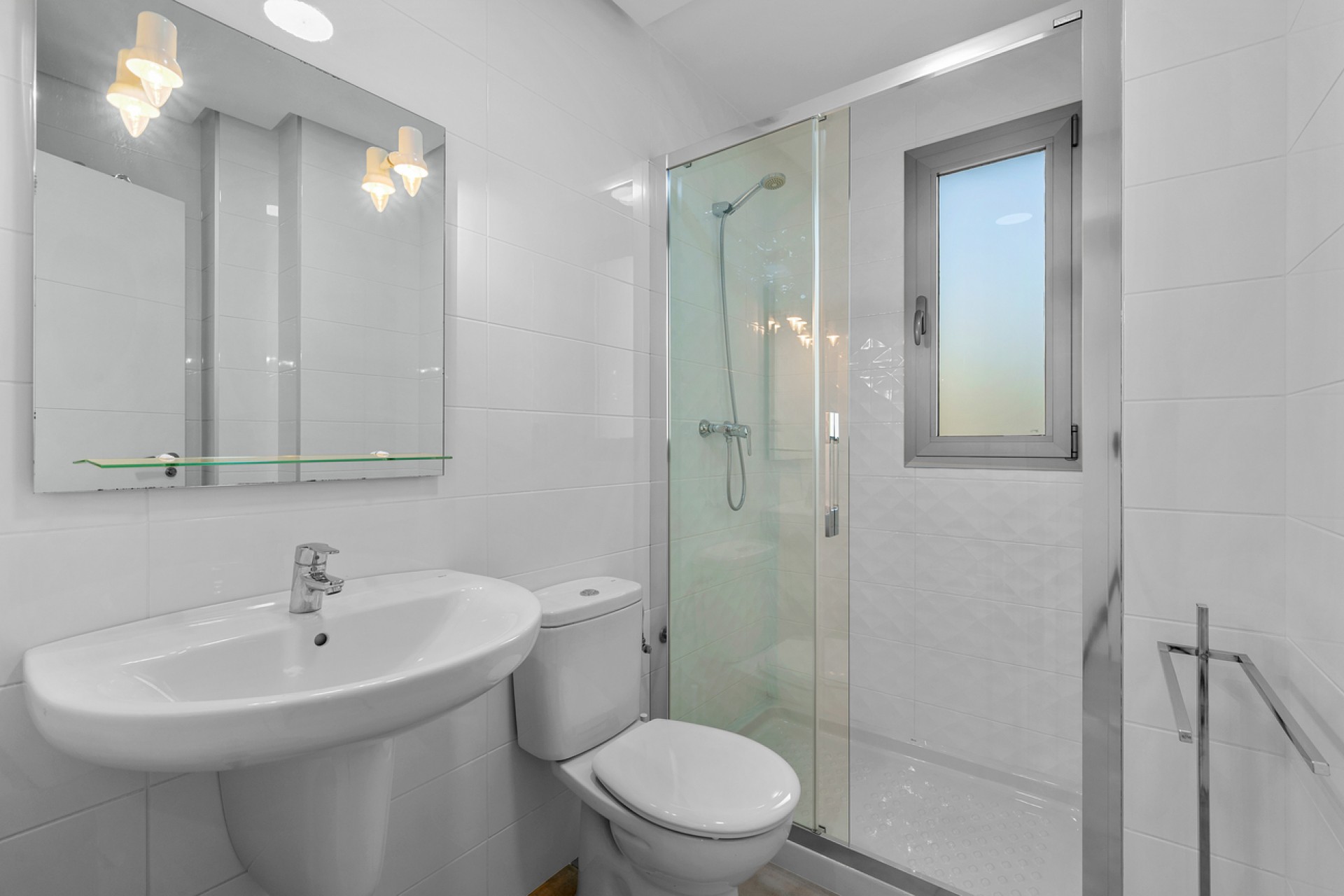 Återförsäljning - Apartment -
Orihuela Costa - Los Dolses