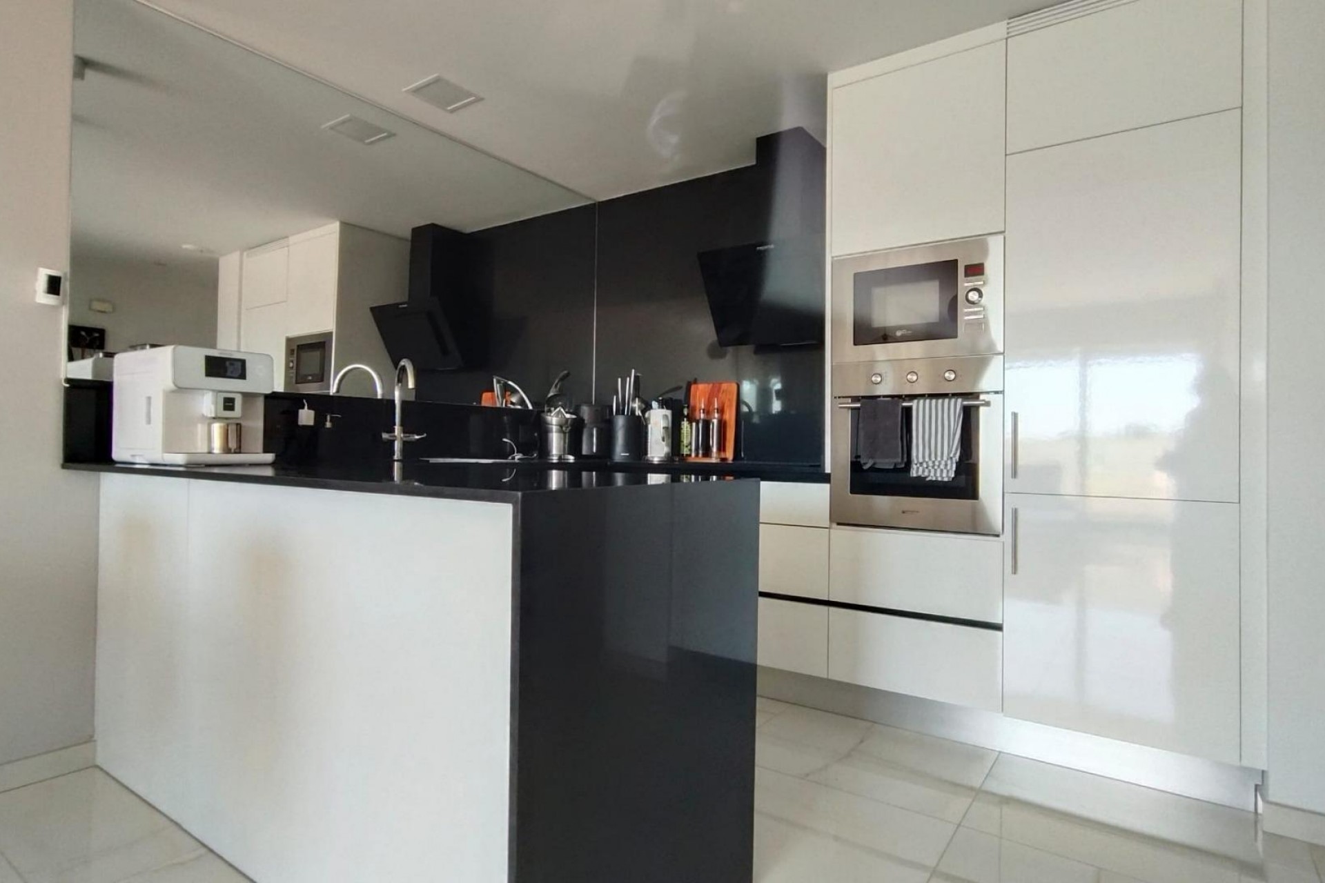 Återförsäljning - Apartment -
Orihuela Costa - PAU 8