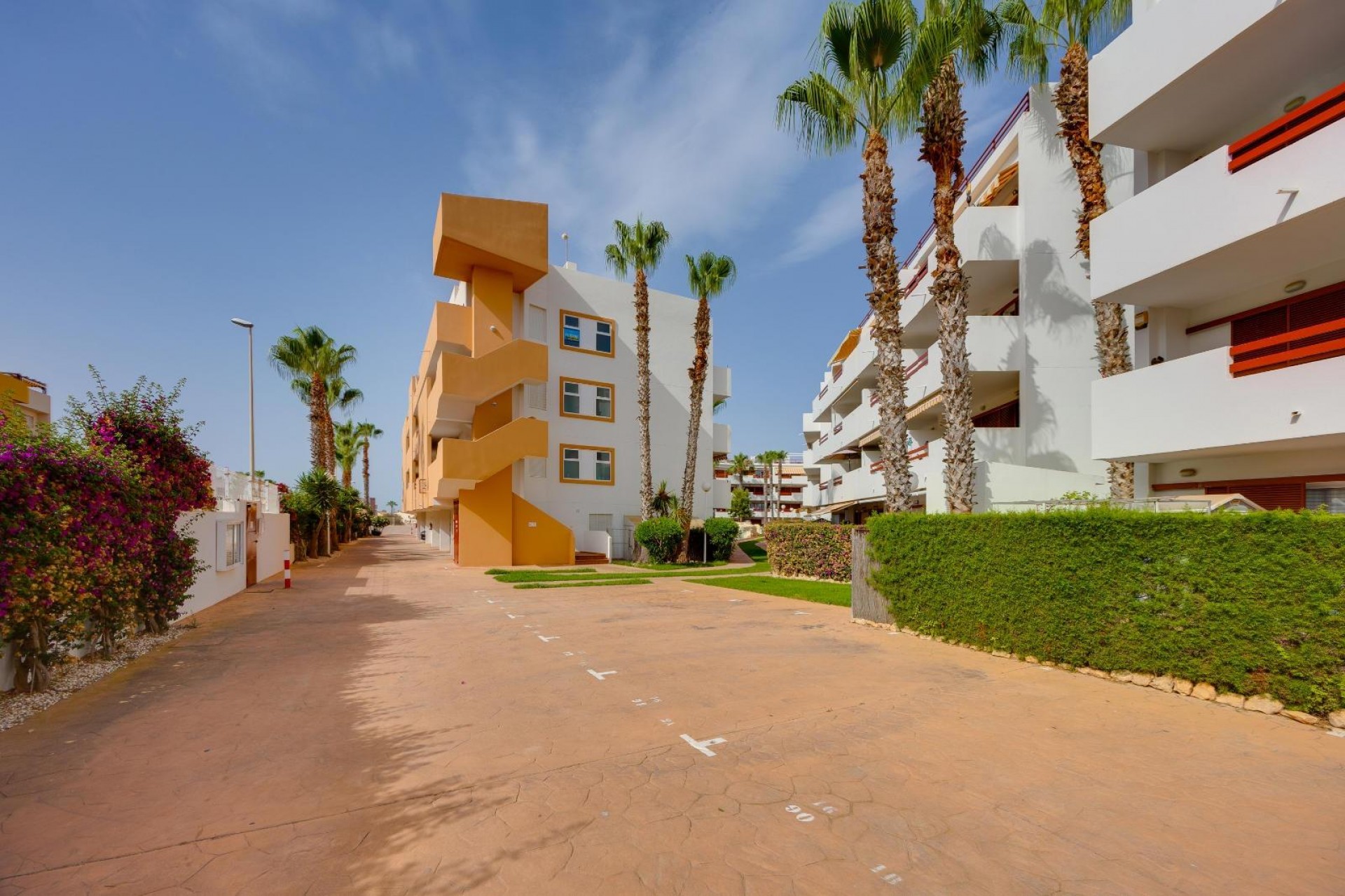 Återförsäljning - Apartment -
Orihuela Costa - Playa Flamenca