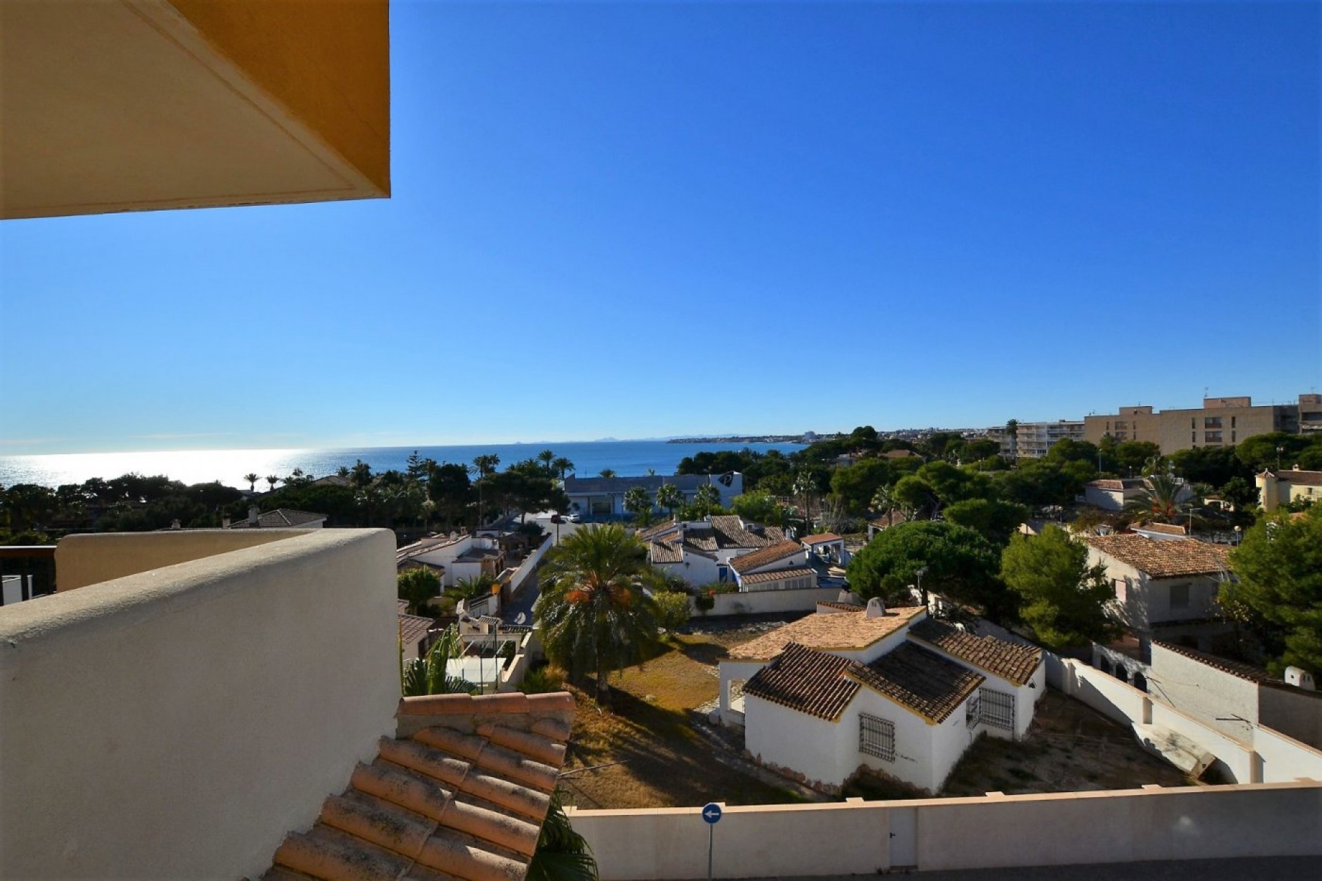 Återförsäljning - Apartment -
Orihuela Costa - Punta Prima