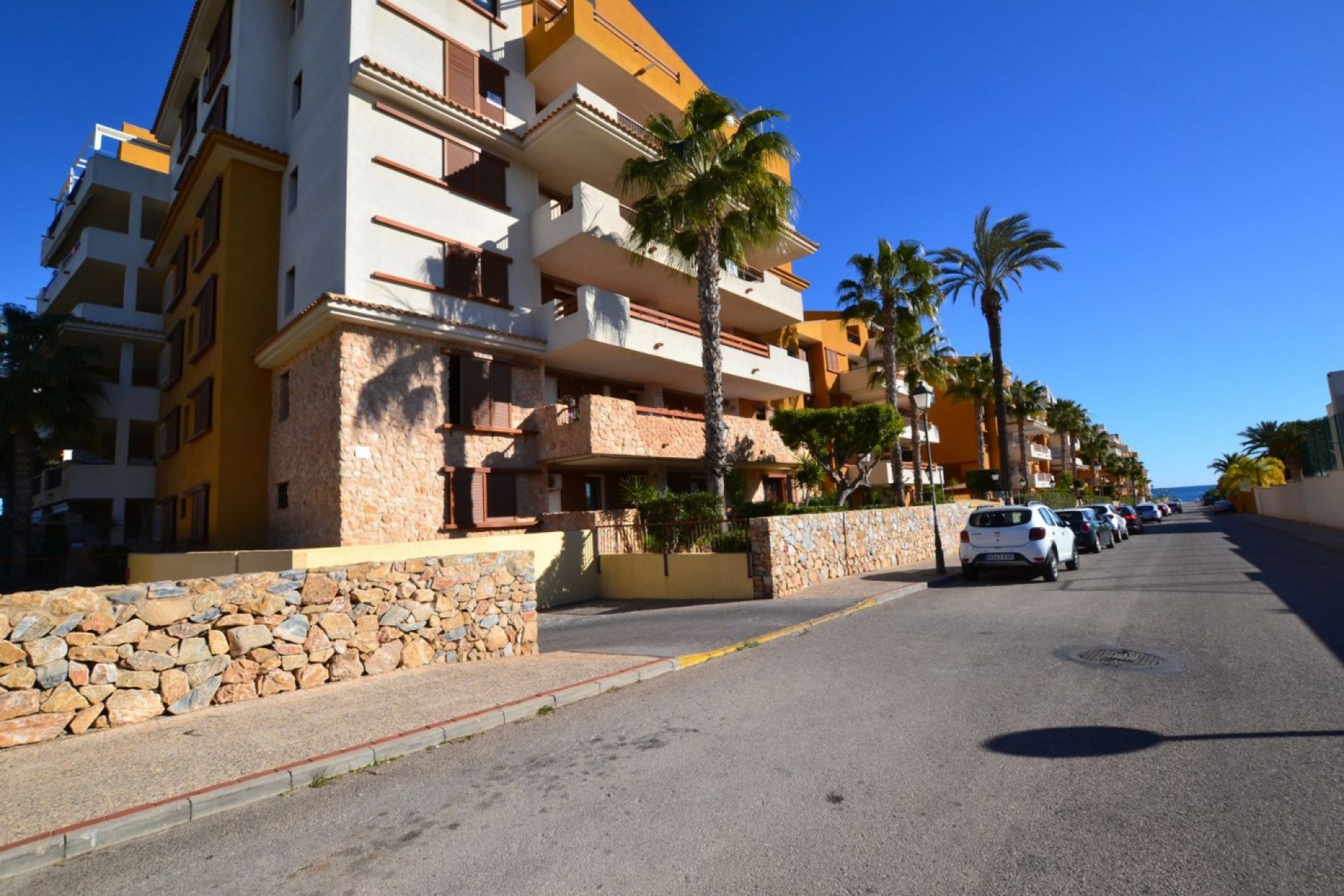 Återförsäljning - Apartment -
Orihuela Costa - Punta Prima