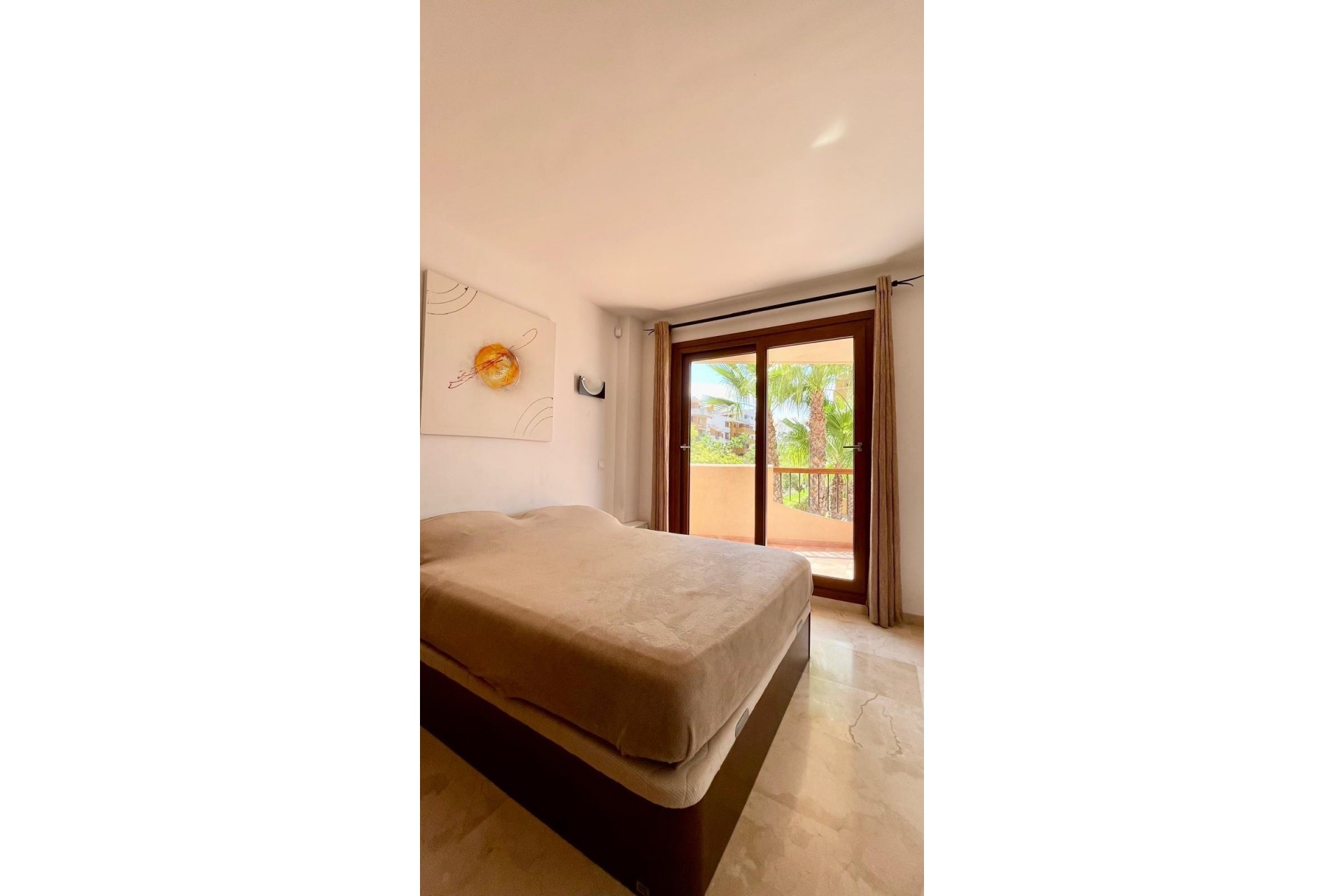 Återförsäljning - Apartment -
Orihuela Costa - Punta Prima