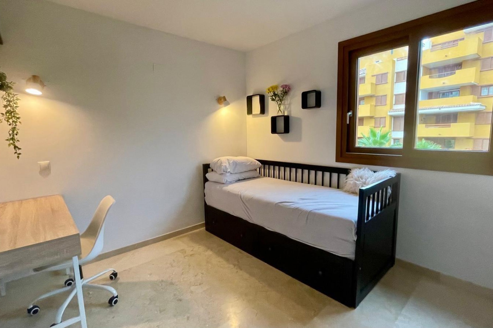 Återförsäljning - Apartment -
Orihuela Costa - Punta Prima