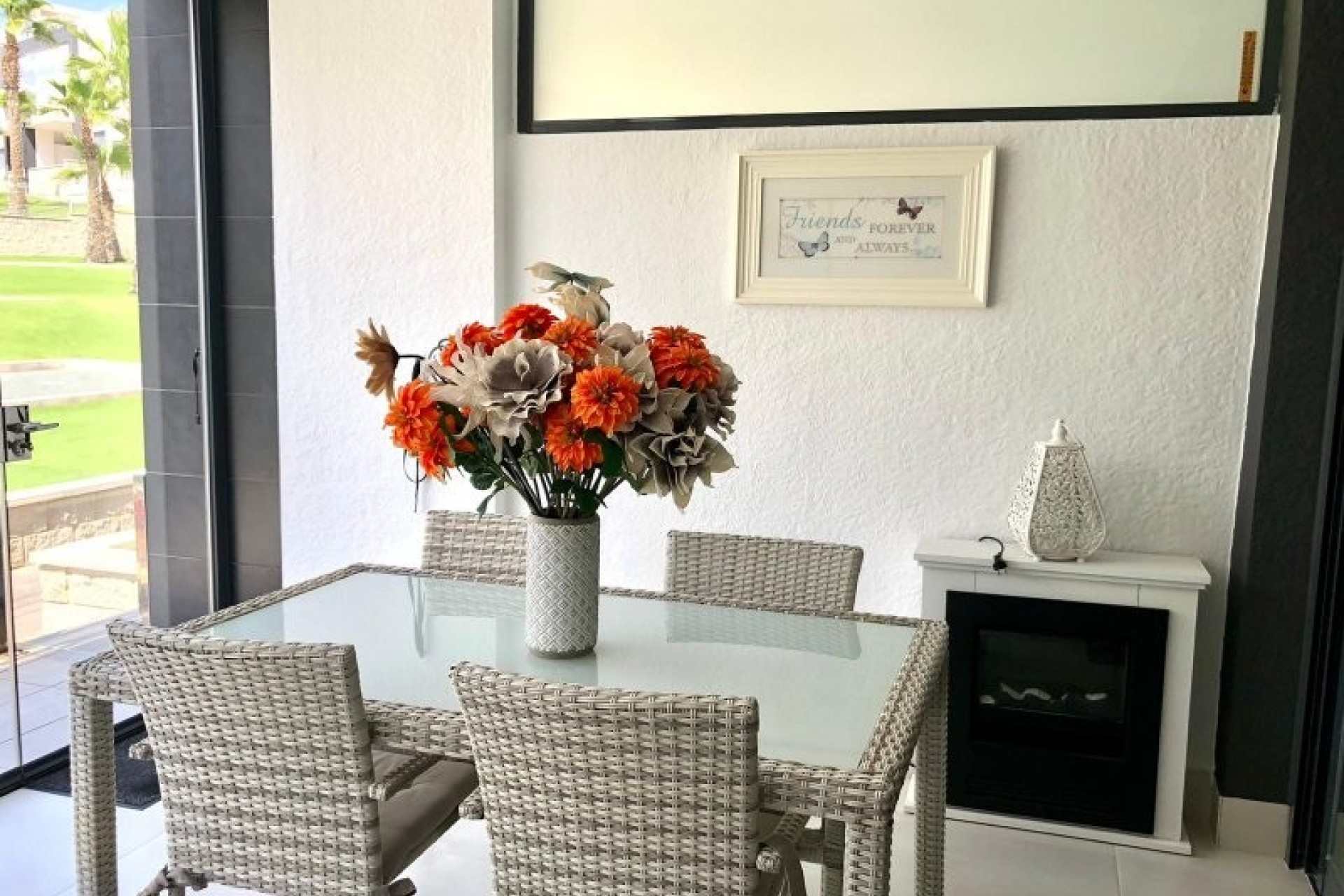 Återförsäljning - Apartment -
Orihuela Costa - Punta Prima