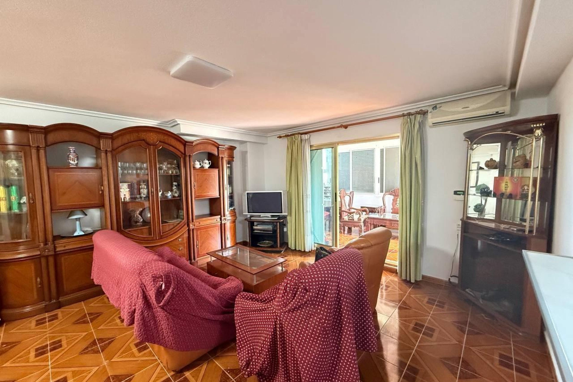 Återförsäljning - Apartment -
Orihuela Costa - Punta Prima