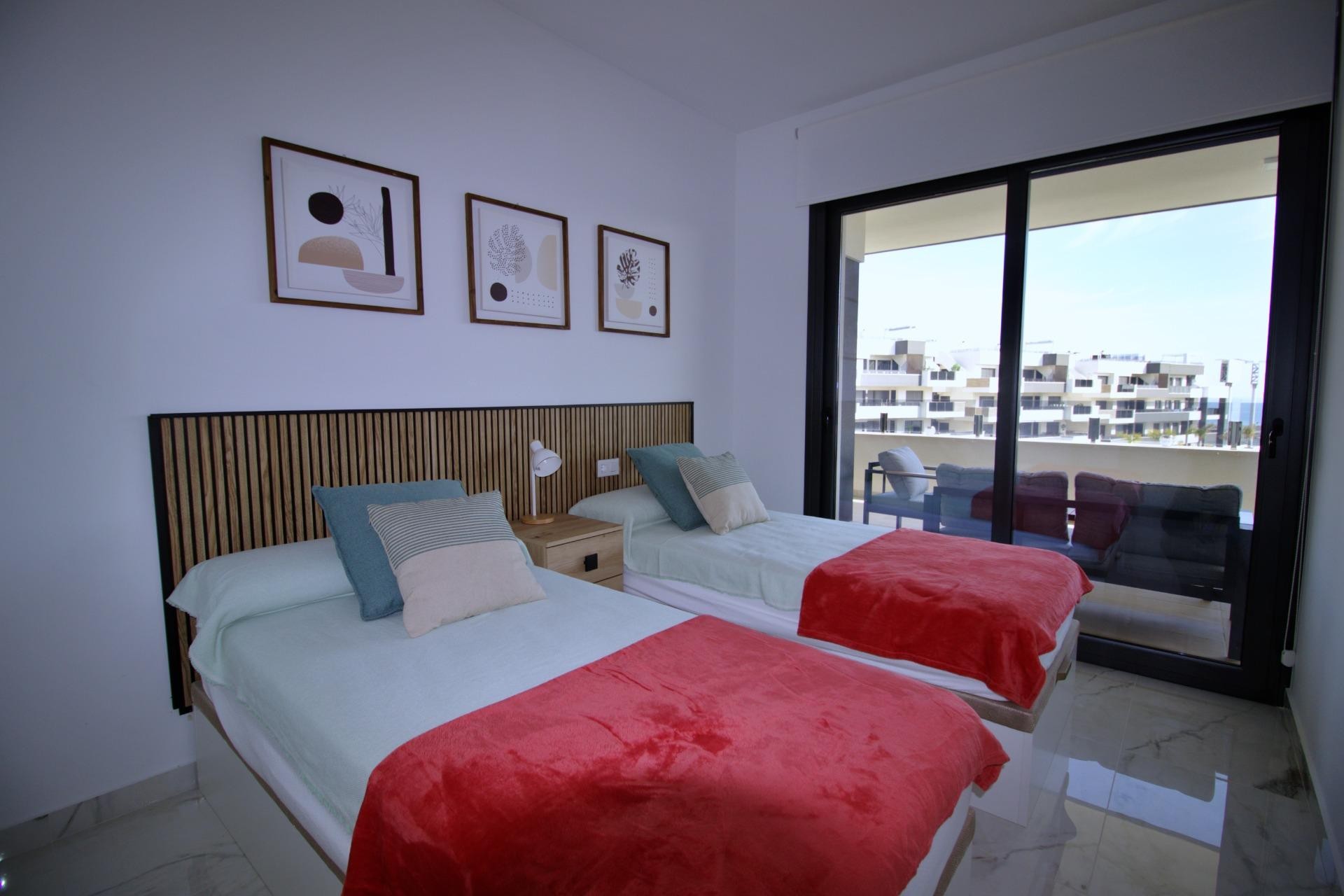 Återförsäljning - Apartment -
Orihuela Costa - Punta Prima