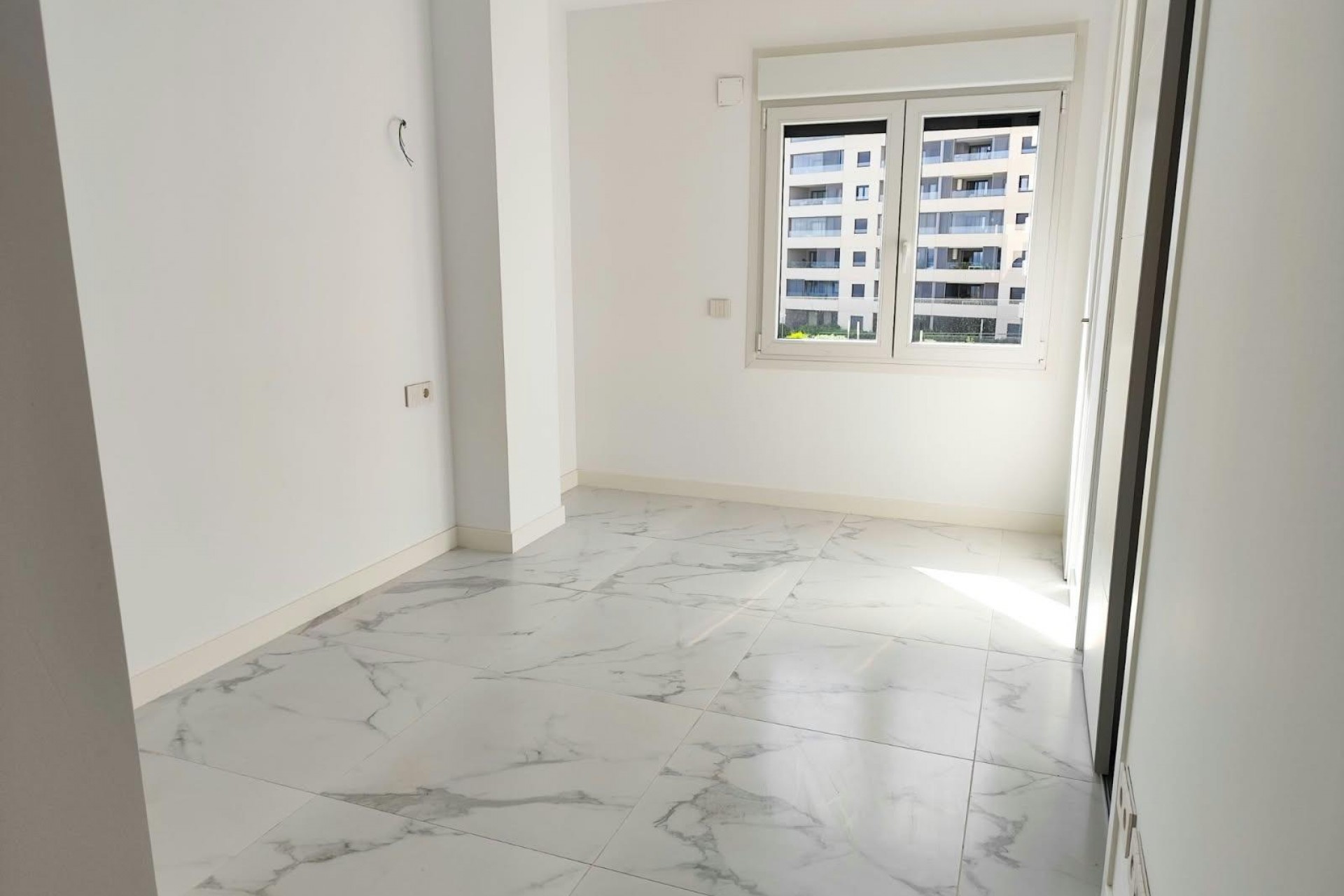 Återförsäljning - Apartment -
Orihuela Costa - Punta Prima