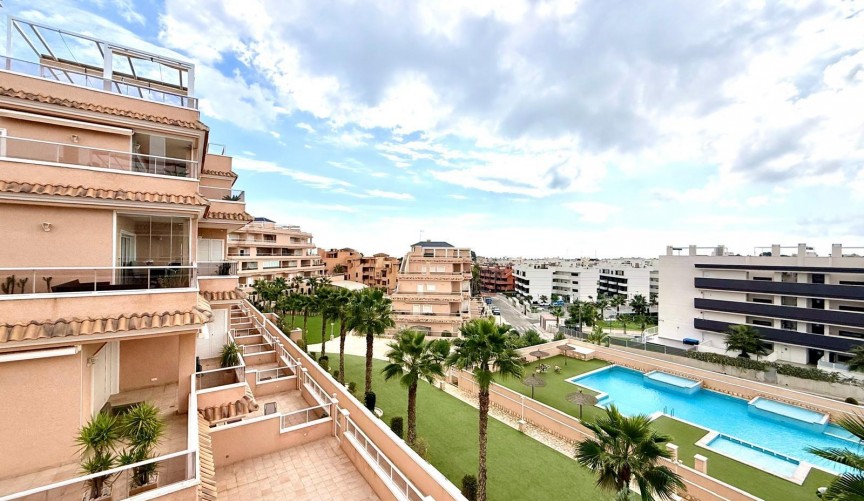 Återförsäljning - Apartment -
Orihuela Costa - Villamartín-las Filipinas