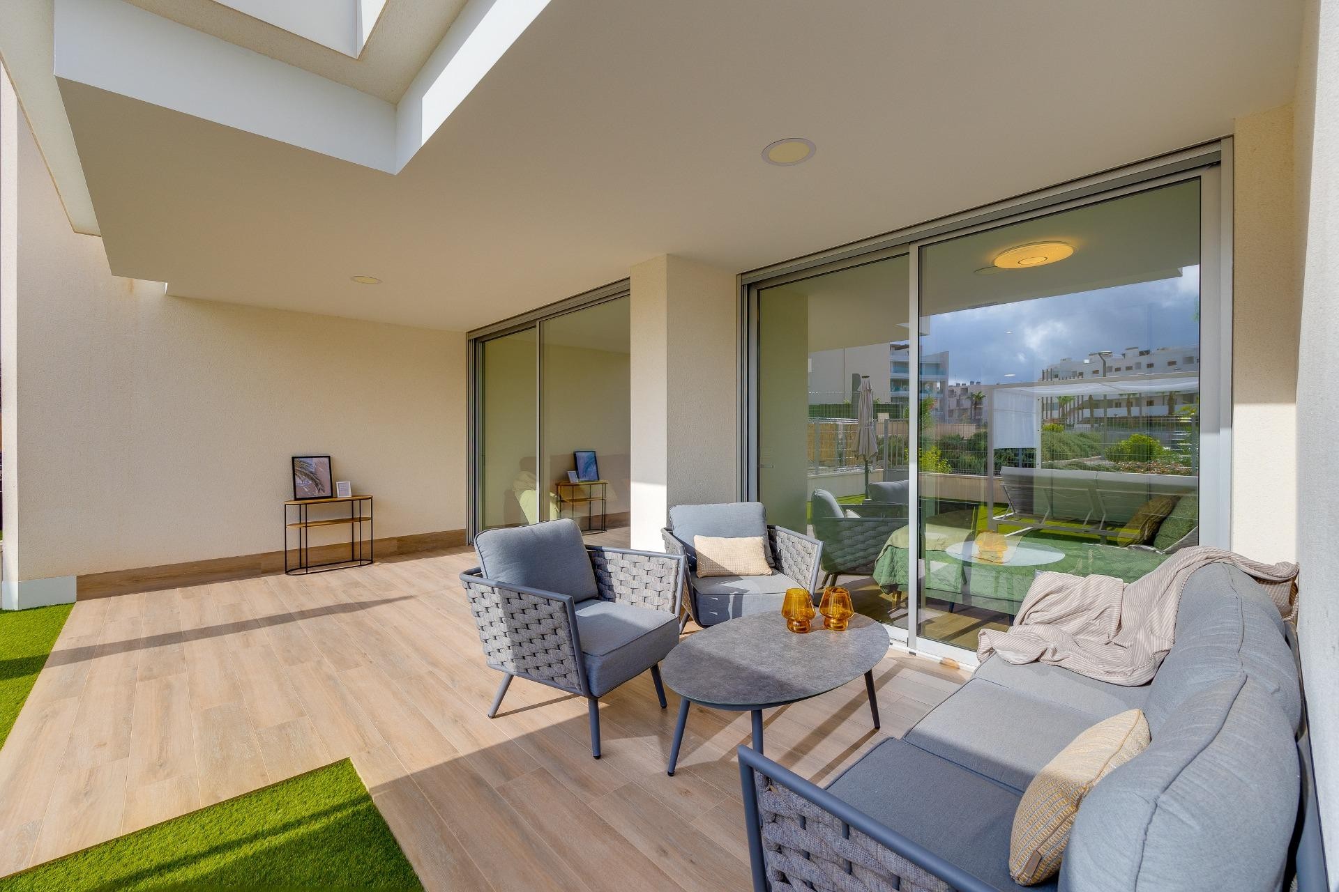 Återförsäljning - Apartment -
Orihuela Costa - Villamartín-las Filipinas