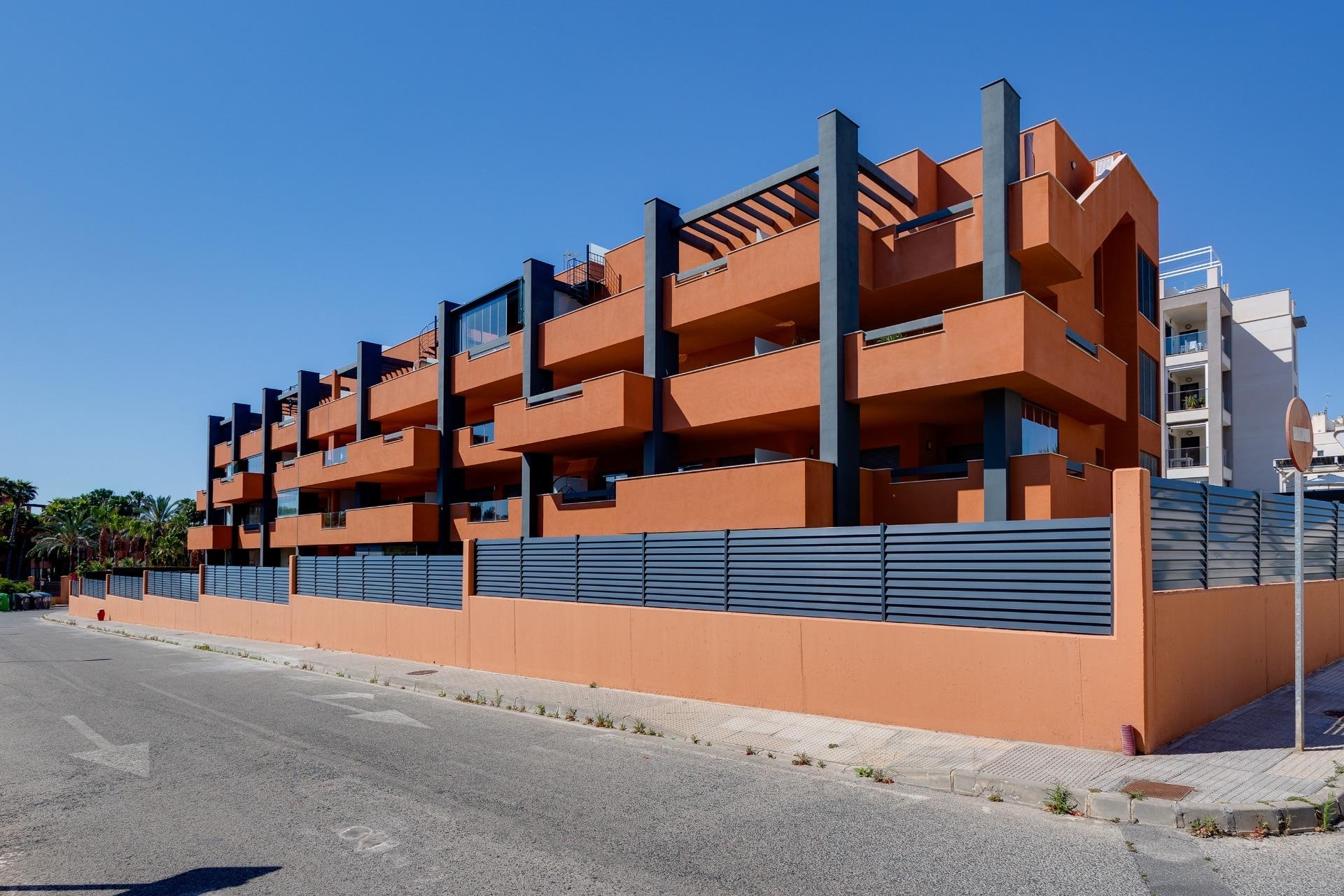 Återförsäljning - Apartment -
Orihuela Costa - Villamartín-las Filipinas