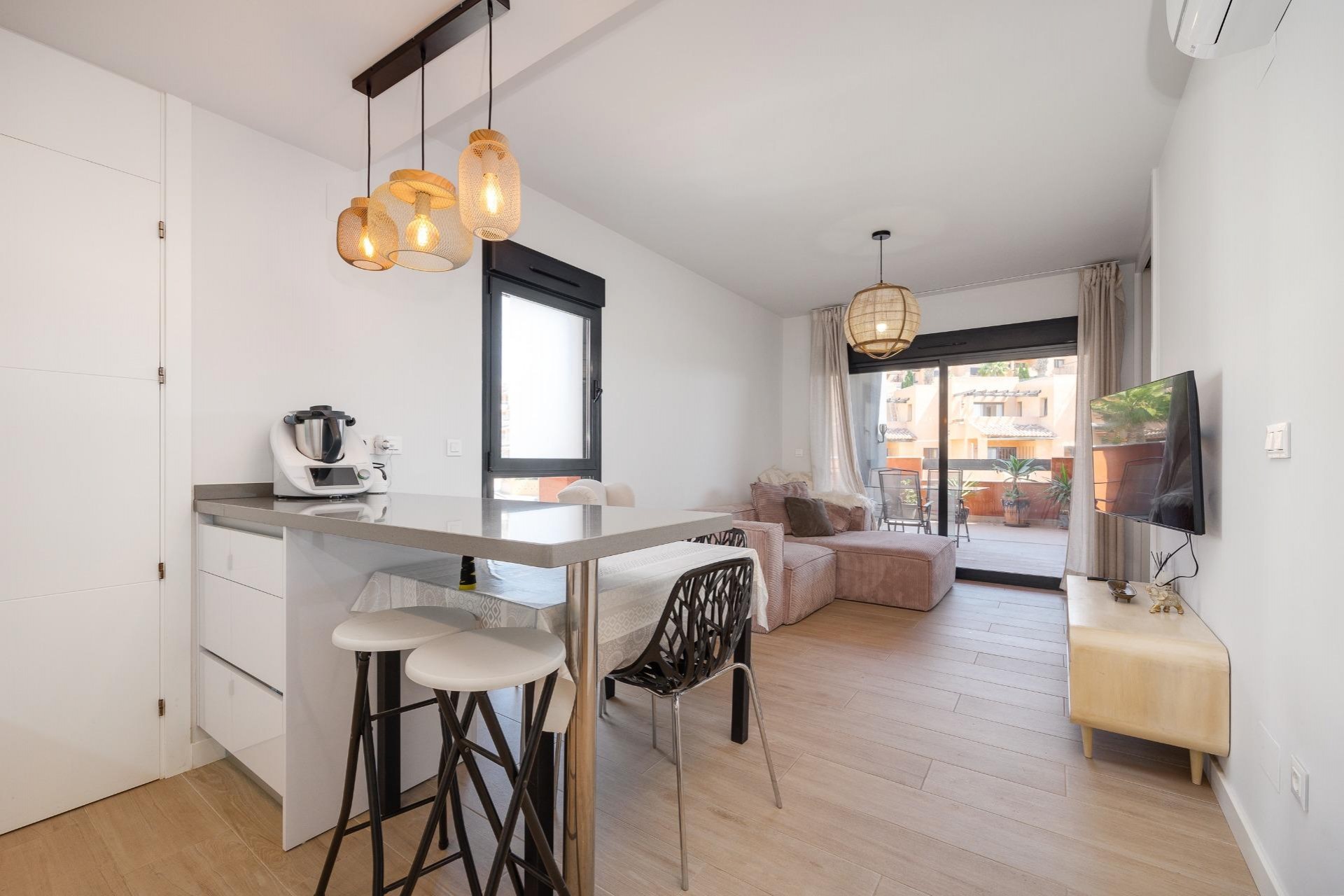 Återförsäljning - Apartment -
Orihuela Costa - Villamartín-las Filipinas