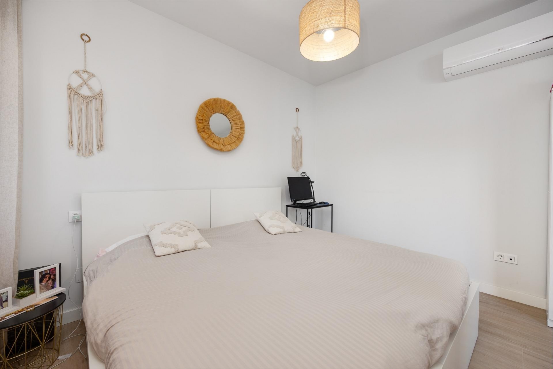 Återförsäljning - Apartment -
Orihuela Costa - Villamartín-las Filipinas