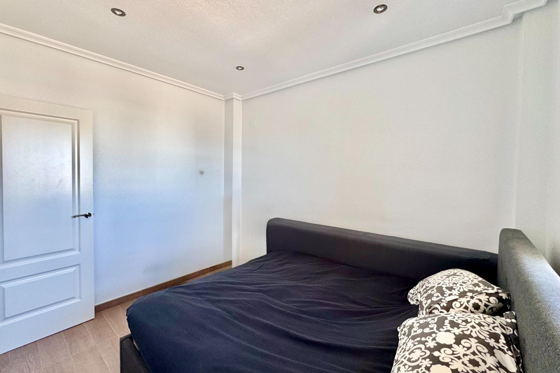 Återförsäljning - Apartment -
Orihuela Costa - Villamartín-las Filipinas