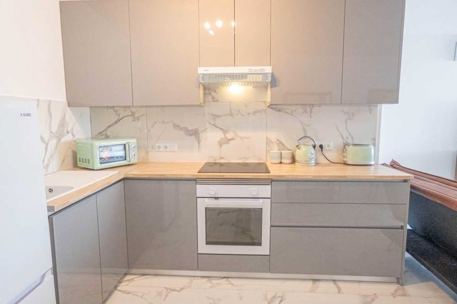 Återförsäljning - Apartment -
Orihuela Costa - Villamartín