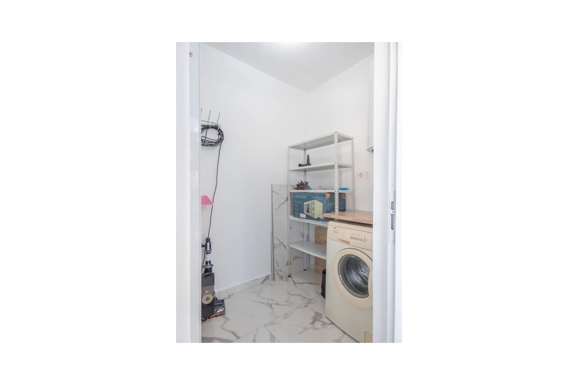 Återförsäljning - Apartment -
Orihuela Costa - Villamartín