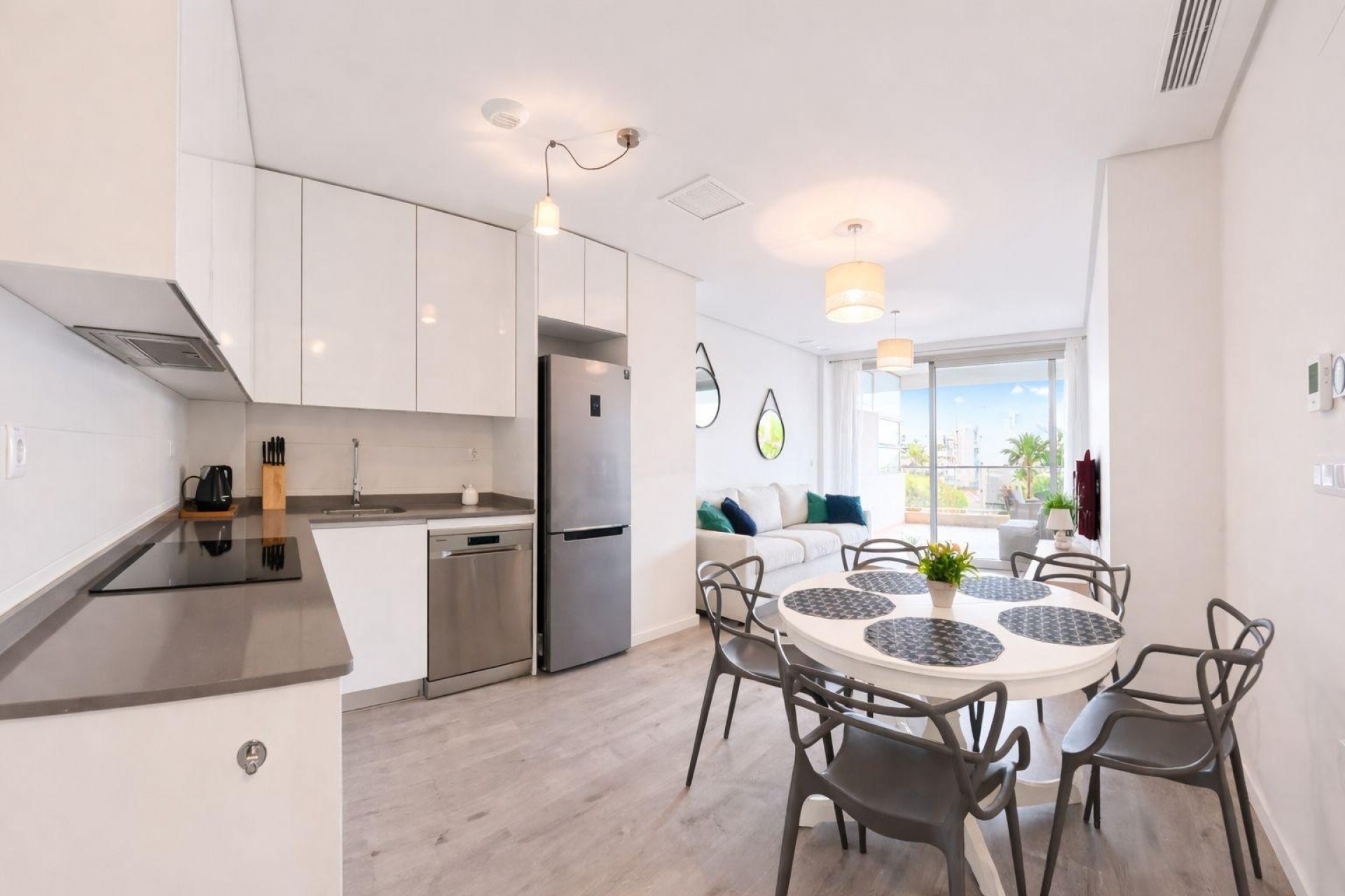 Återförsäljning - Apartment -
Orihuela Costa - Villamartín