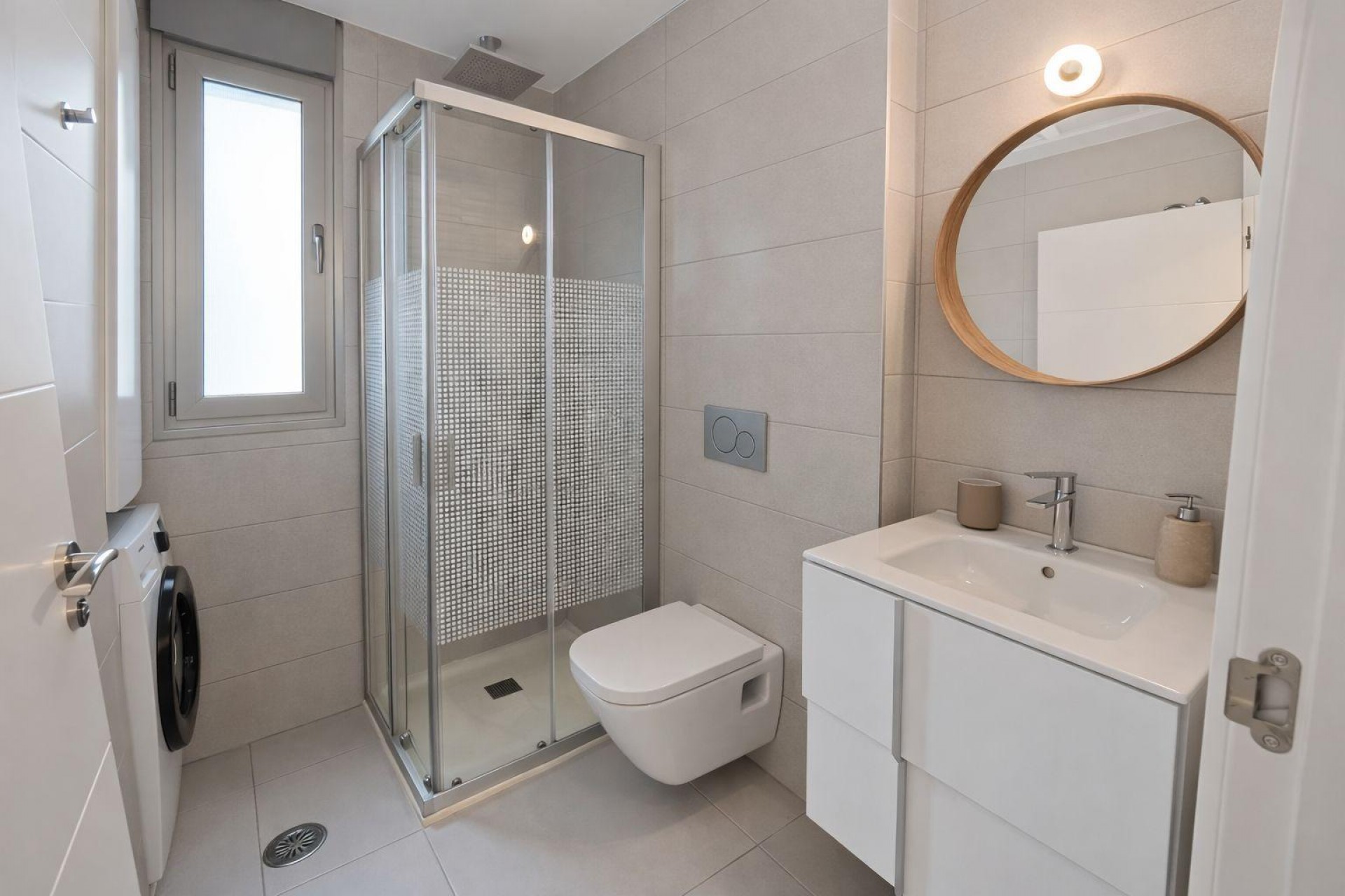 Återförsäljning - Apartment -
Orihuela Costa - Villamartín