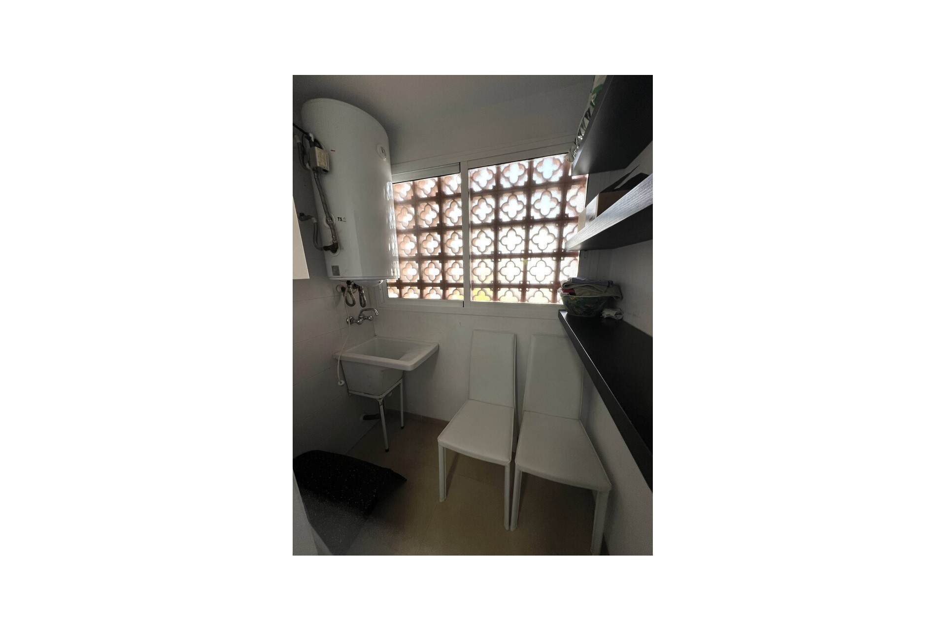 Återförsäljning - Apartment -
Orihuela Costa - Villamartín