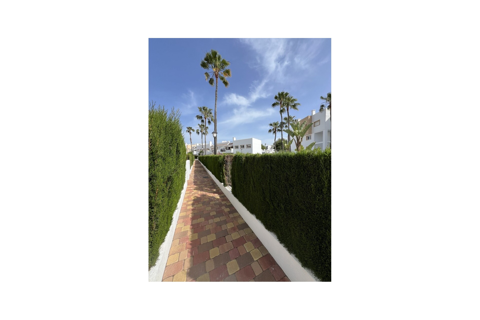 Återförsäljning - Apartment -
Orihuela Costa - Villamartín