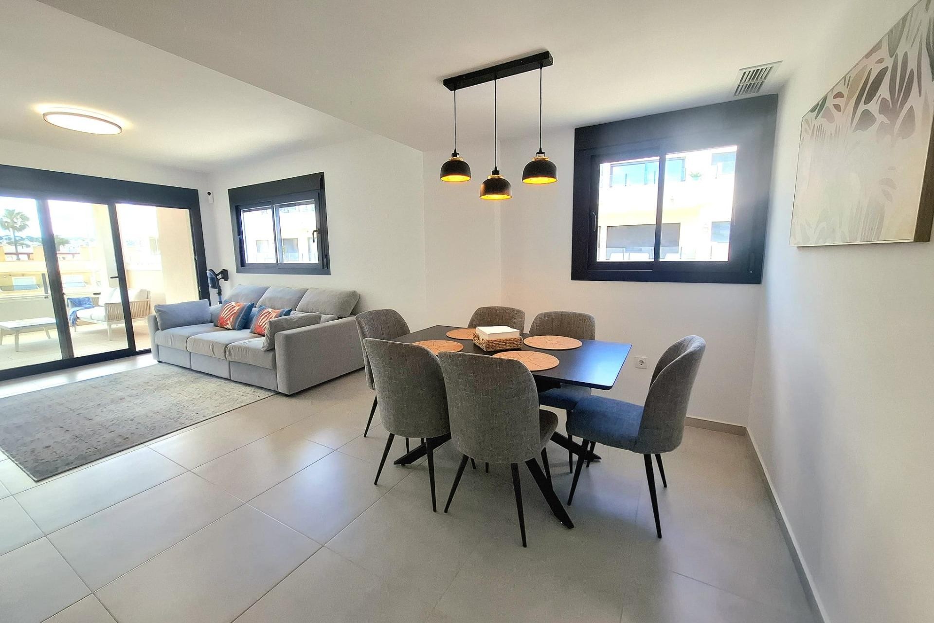Återförsäljning - Apartment -
Orihuela Costa - Villamartín