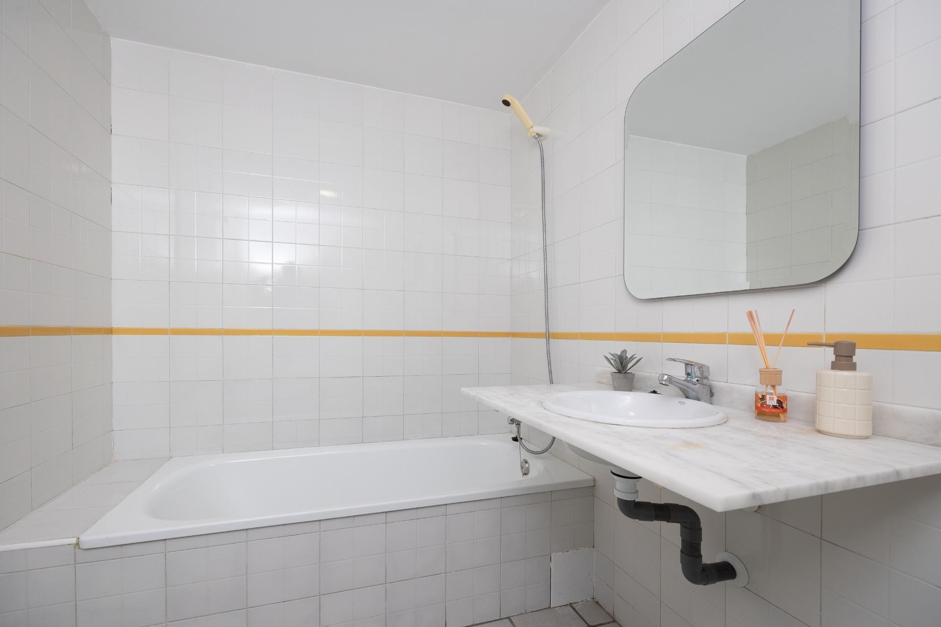 Återförsäljning - Apartment -
Orihuela Costa