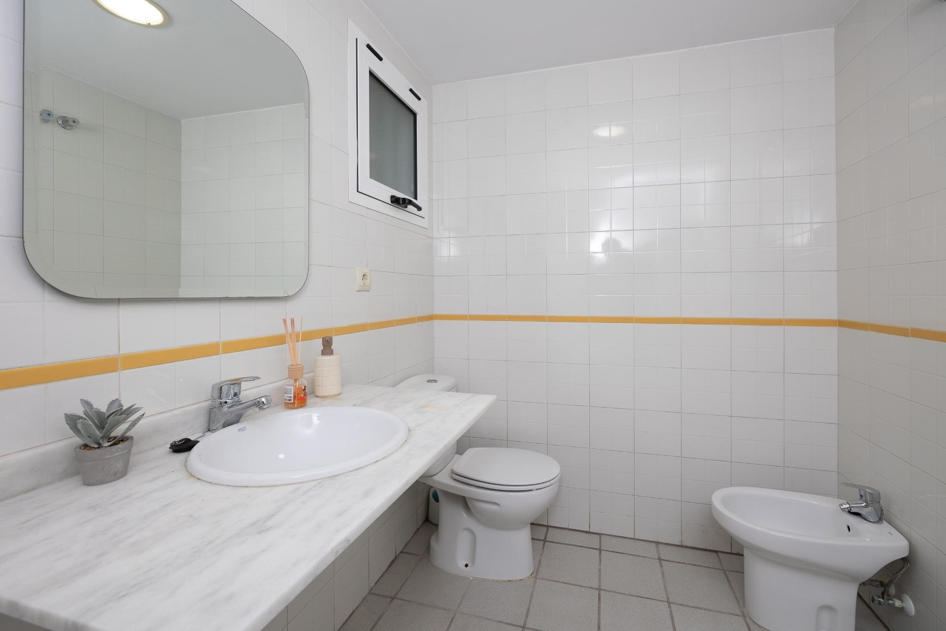 Återförsäljning - Apartment -
Orihuela Costa