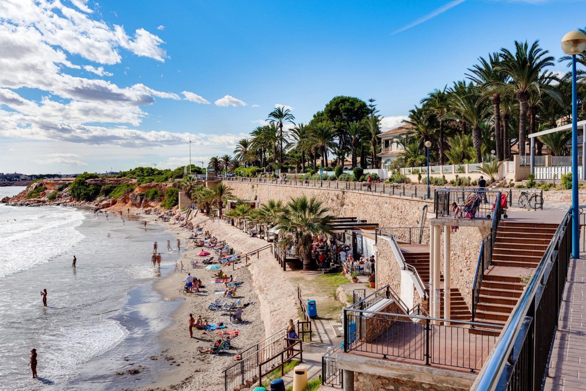 Återförsäljning - Apartment -
Orihuela Costa