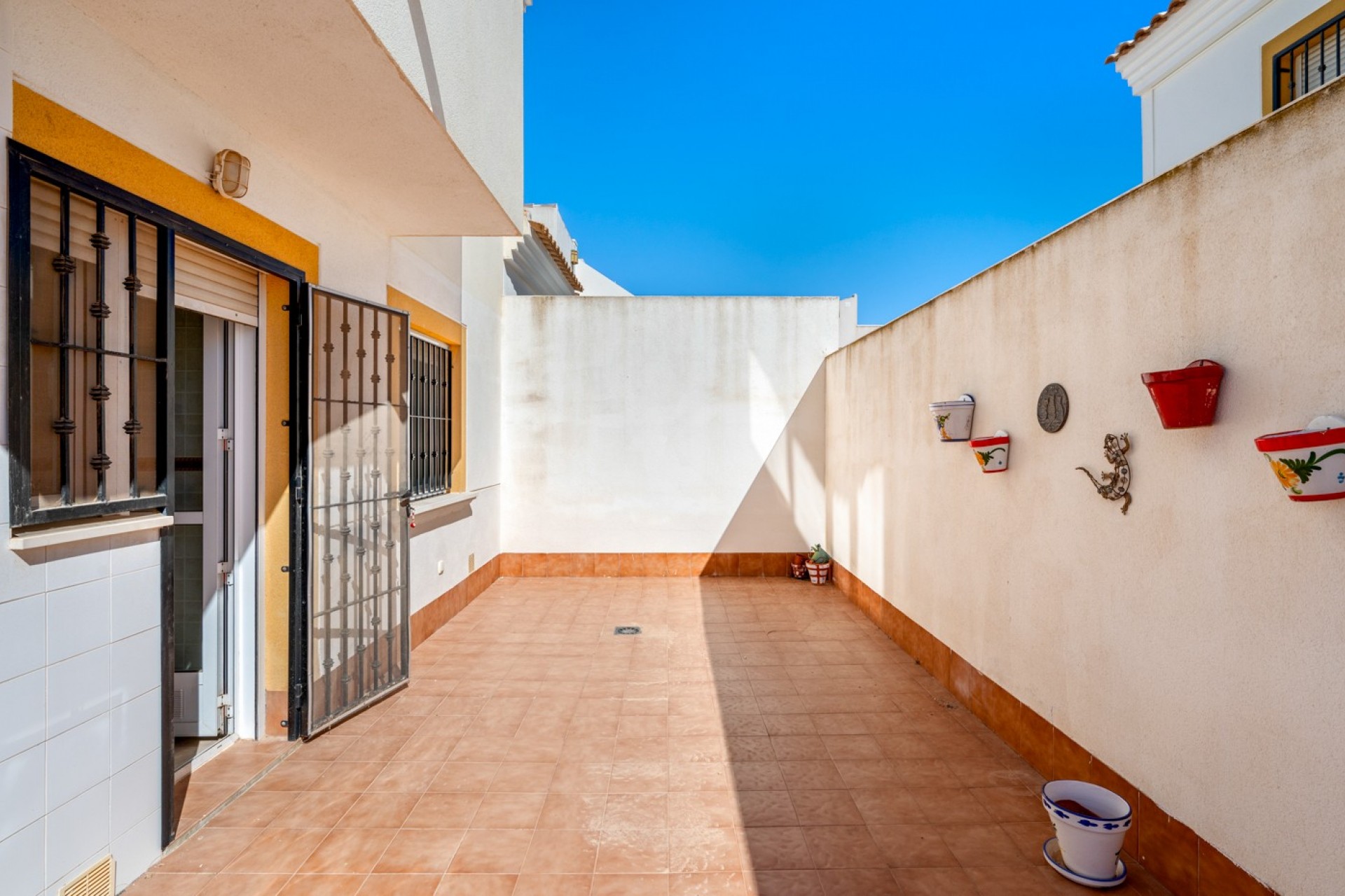 Återförsäljning - Apartment -
Orihuela - Inland