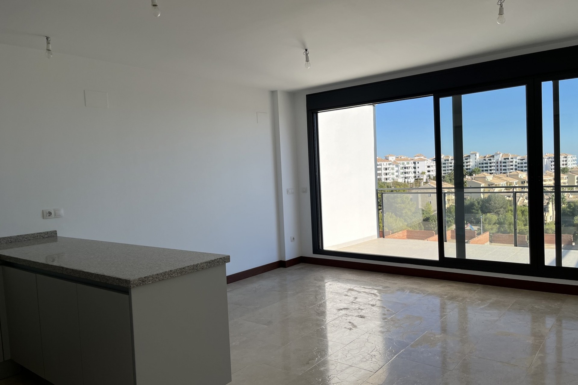 Återförsäljning - Apartment -
Orihuela - Inland