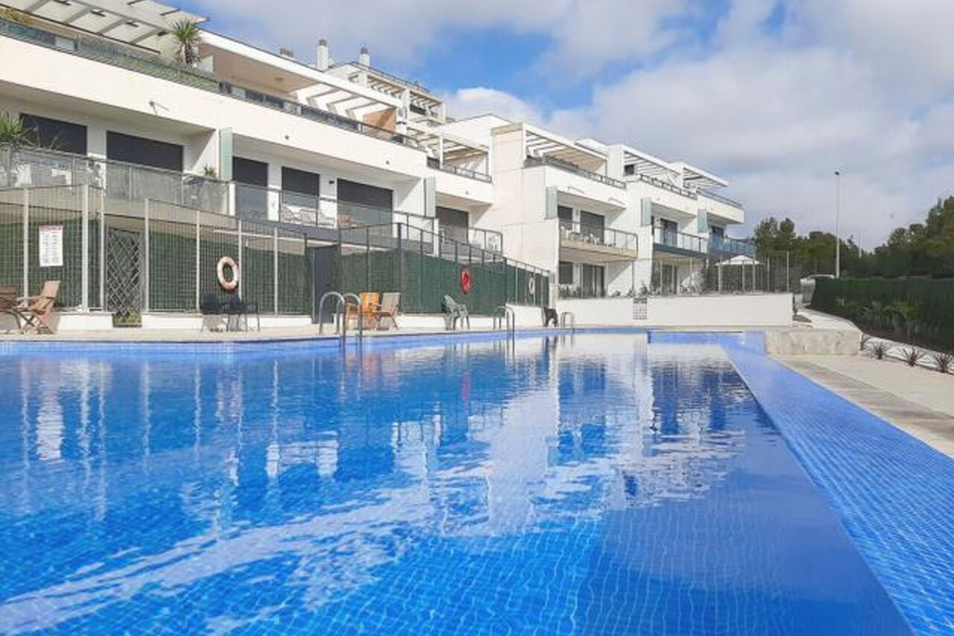 Återförsäljning - Apartment -
Orihuela - Inland