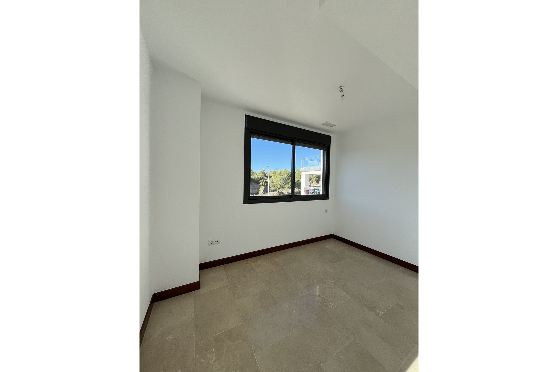 Återförsäljning - Apartment -
Orihuela - Inland