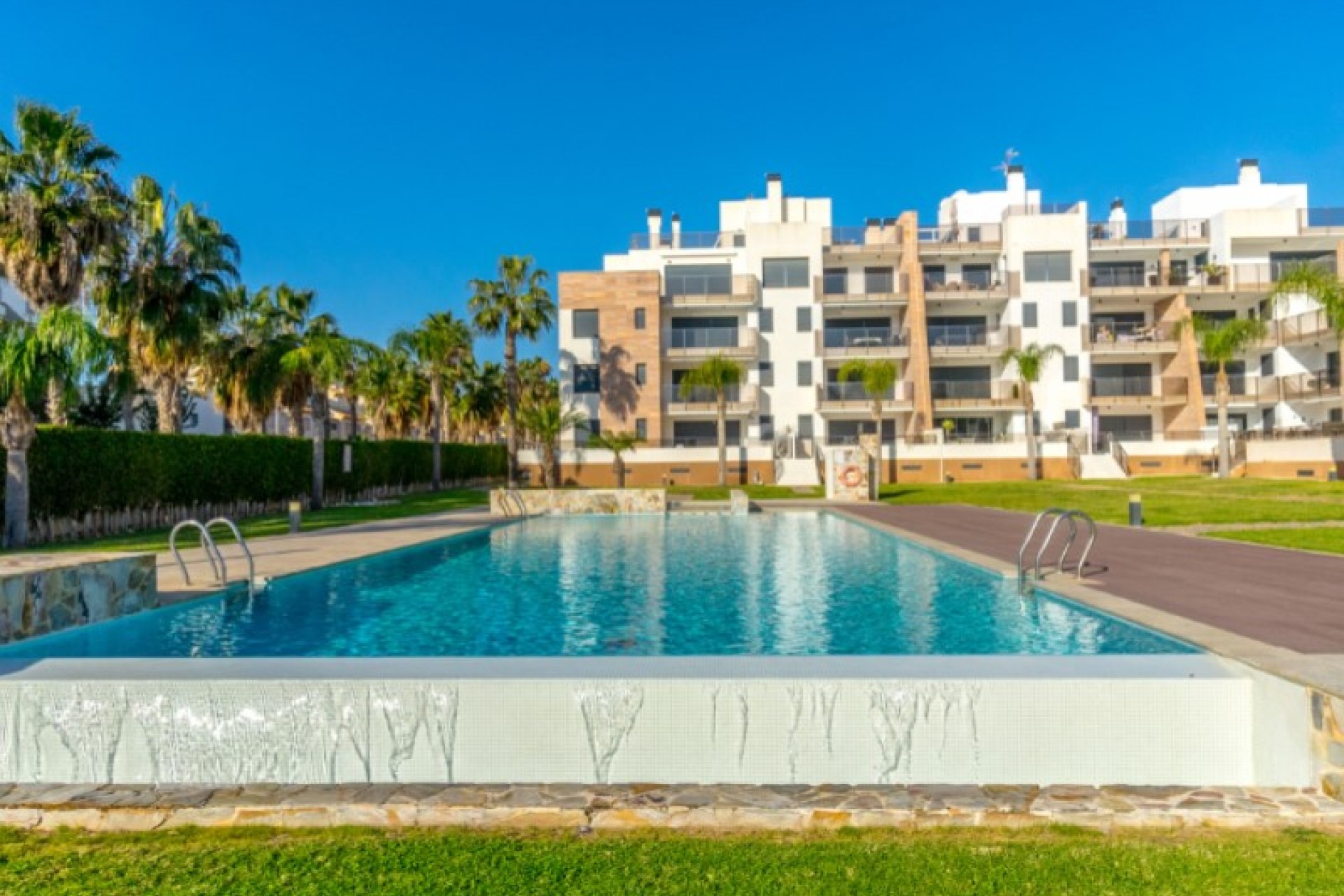 Återförsäljning - Apartment -
Orihuela - Inland