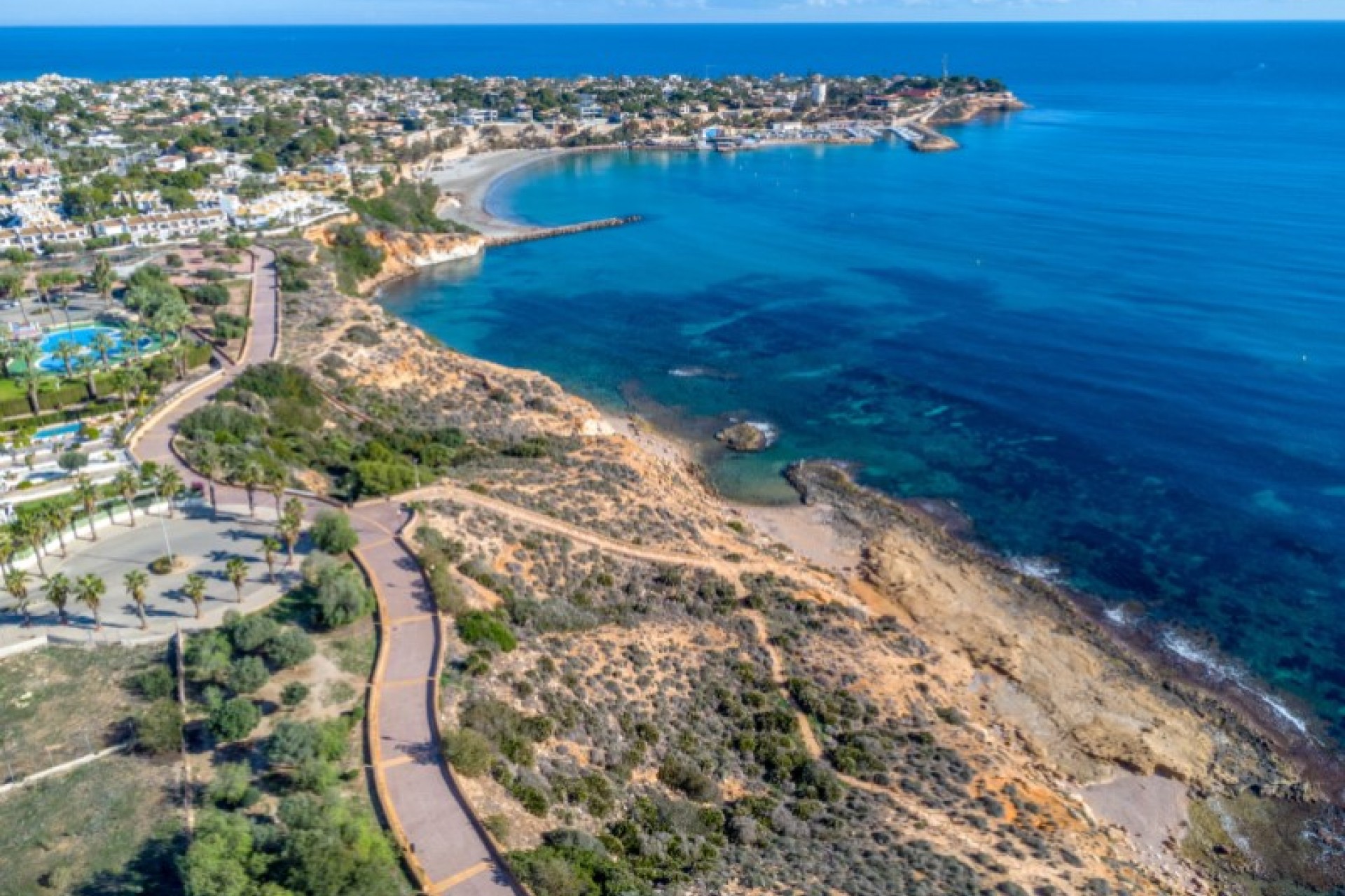 Återförsäljning - Apartment -
Orihuela - Inland