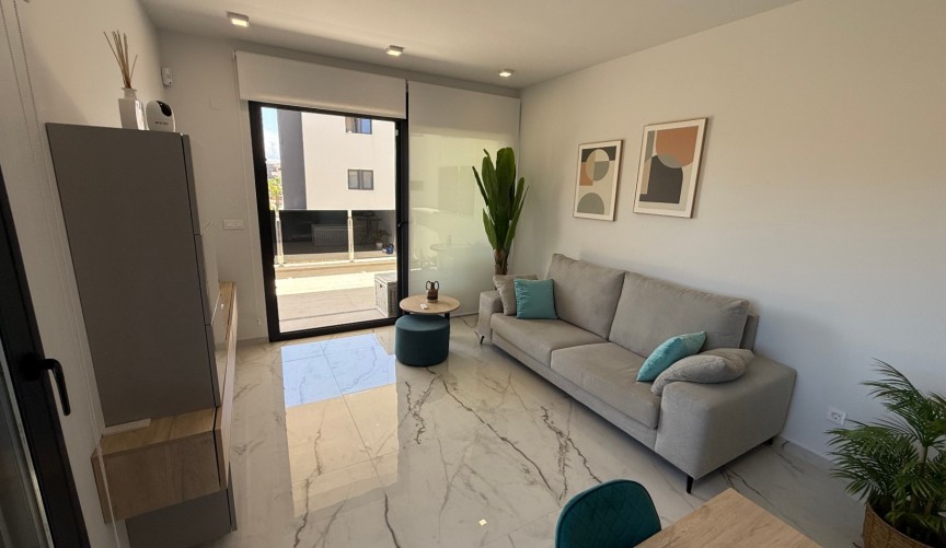 Återförsäljning - Apartment -
Orihuela - Inland