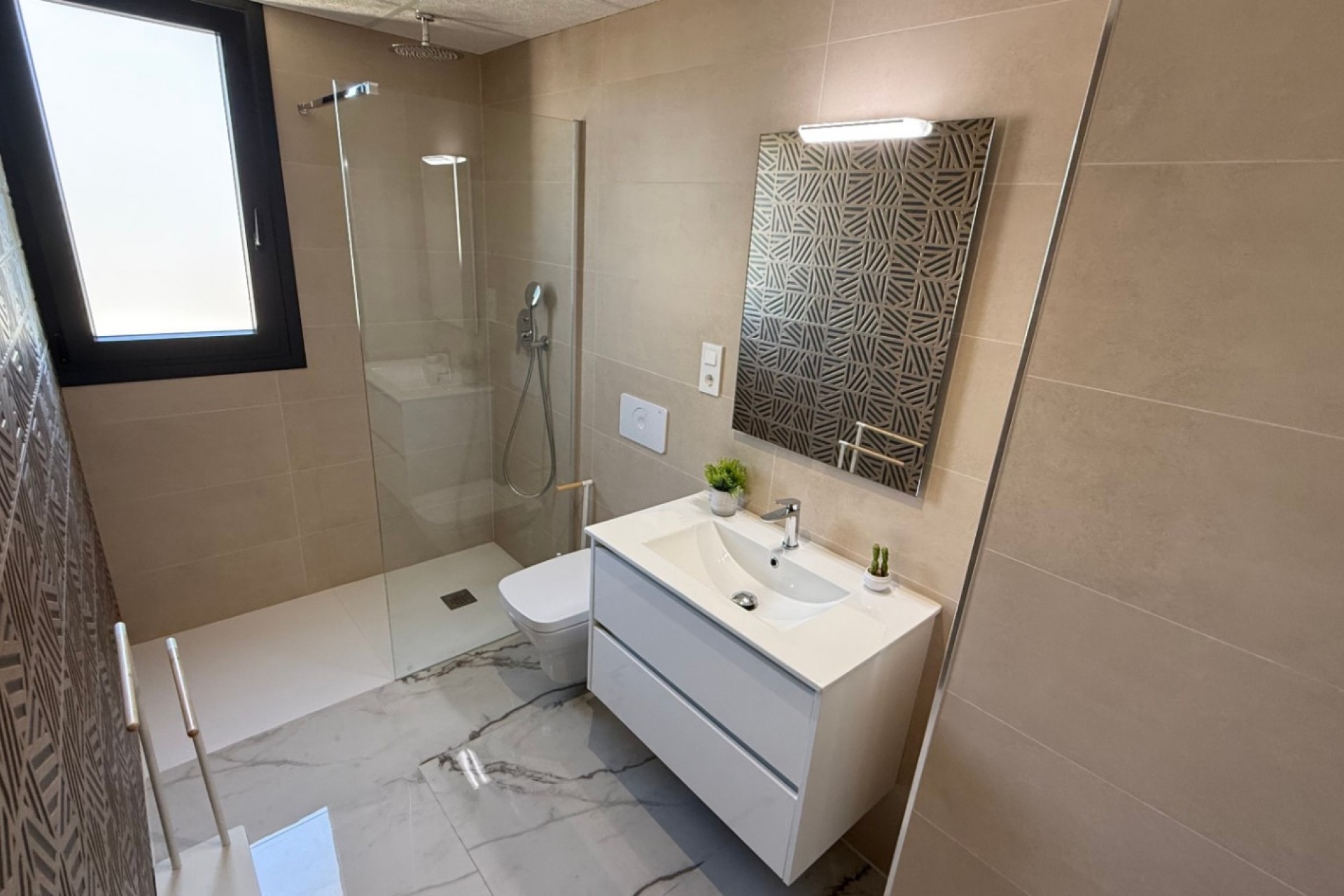 Återförsäljning - Apartment -
Orihuela - Inland