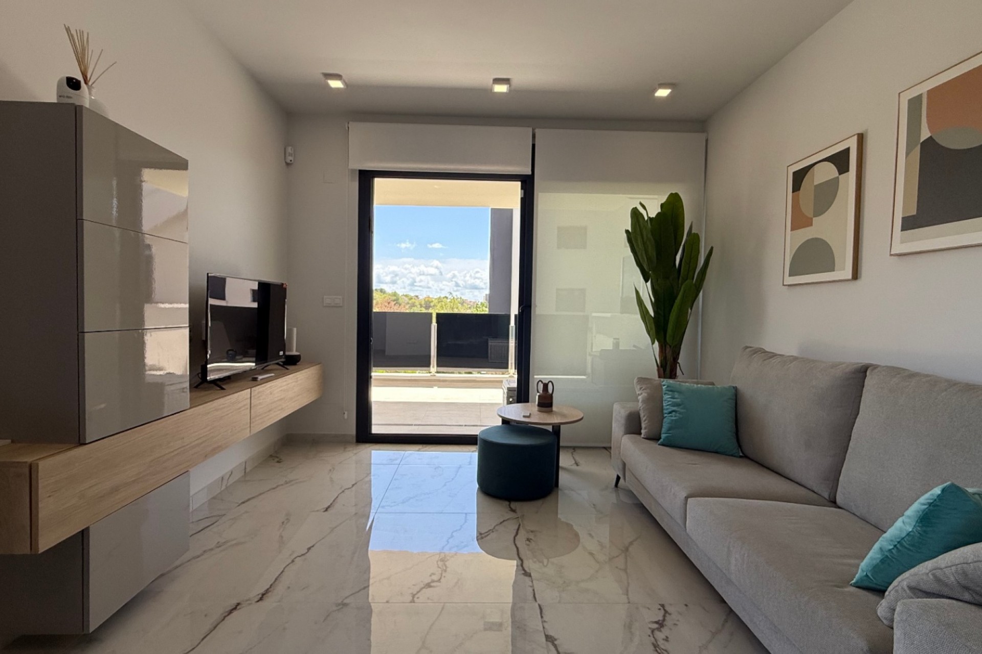 Återförsäljning - Apartment -
Orihuela - Inland