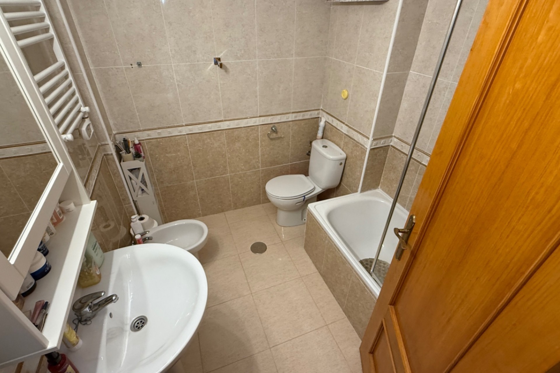 Återförsäljning - Apartment -
Orihuela - Inland