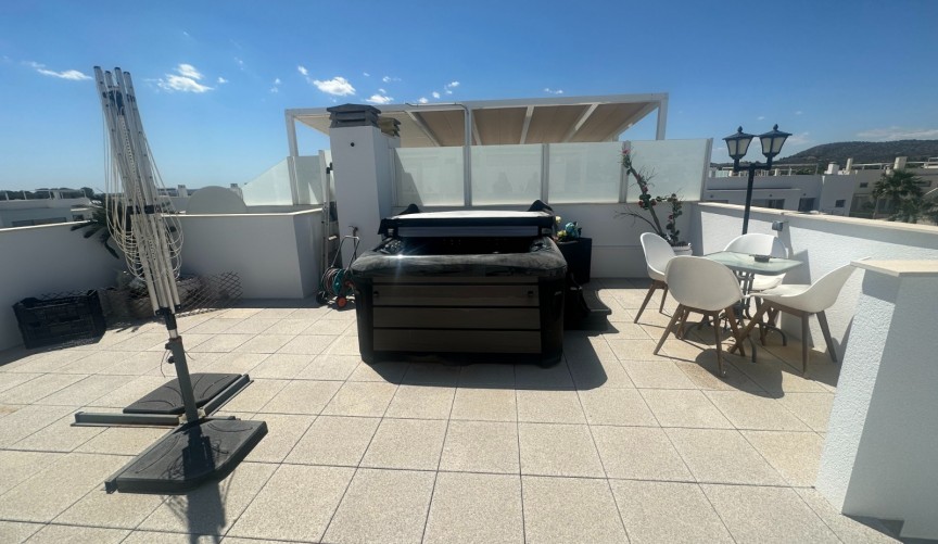 Återförsäljning - Apartment -
Orihuela - Inland