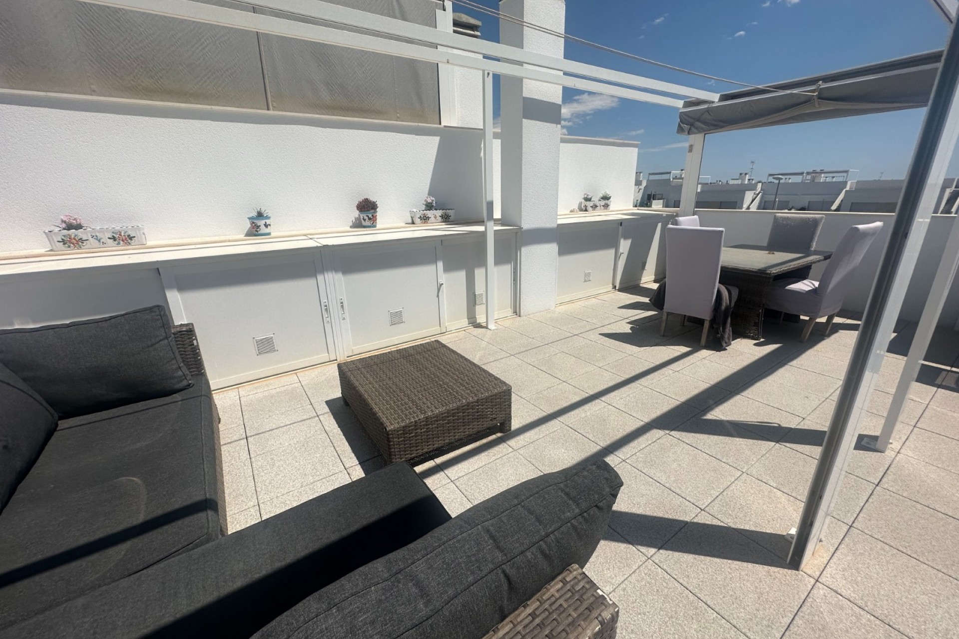 Återförsäljning - Apartment -
Orihuela - Inland