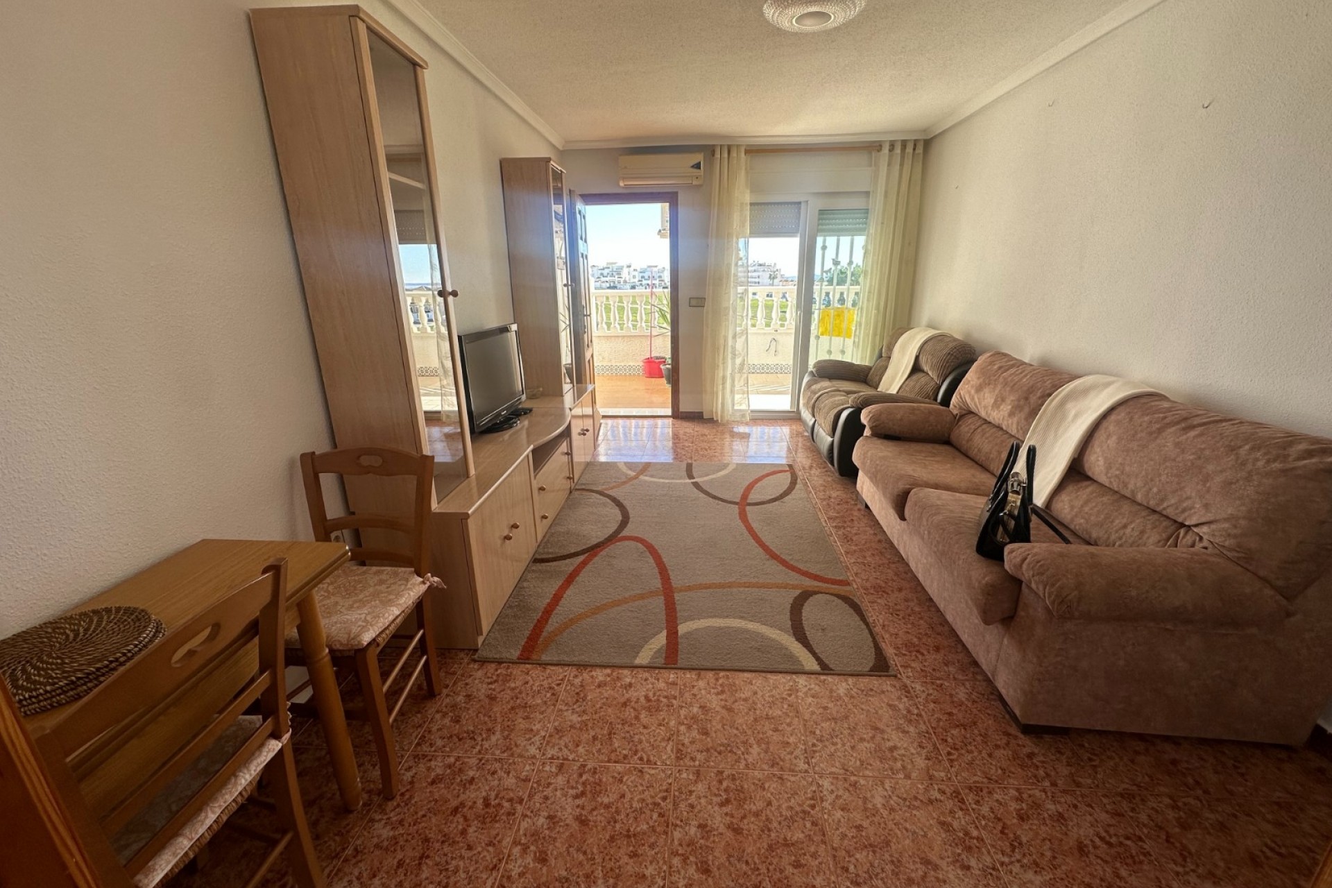 Återförsäljning - Apartment -
Orihuela - Inland